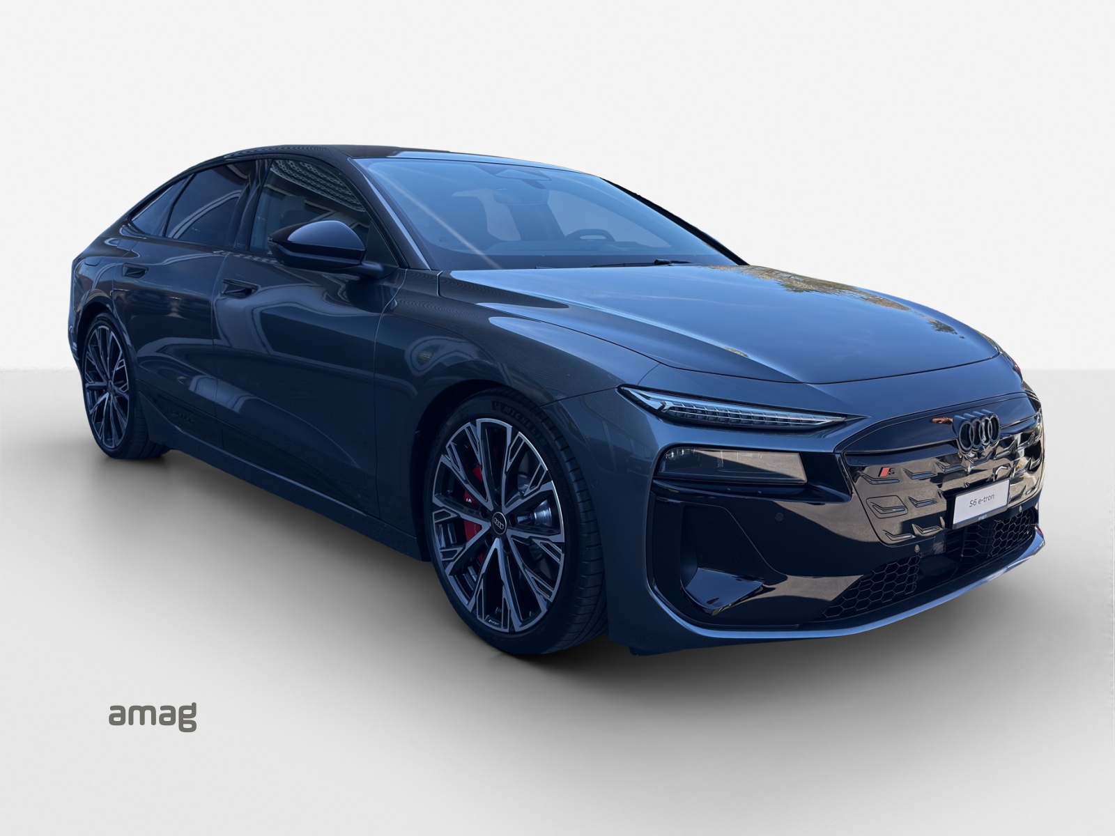 AUDI S6 Sportback e-tron quattro-image-5