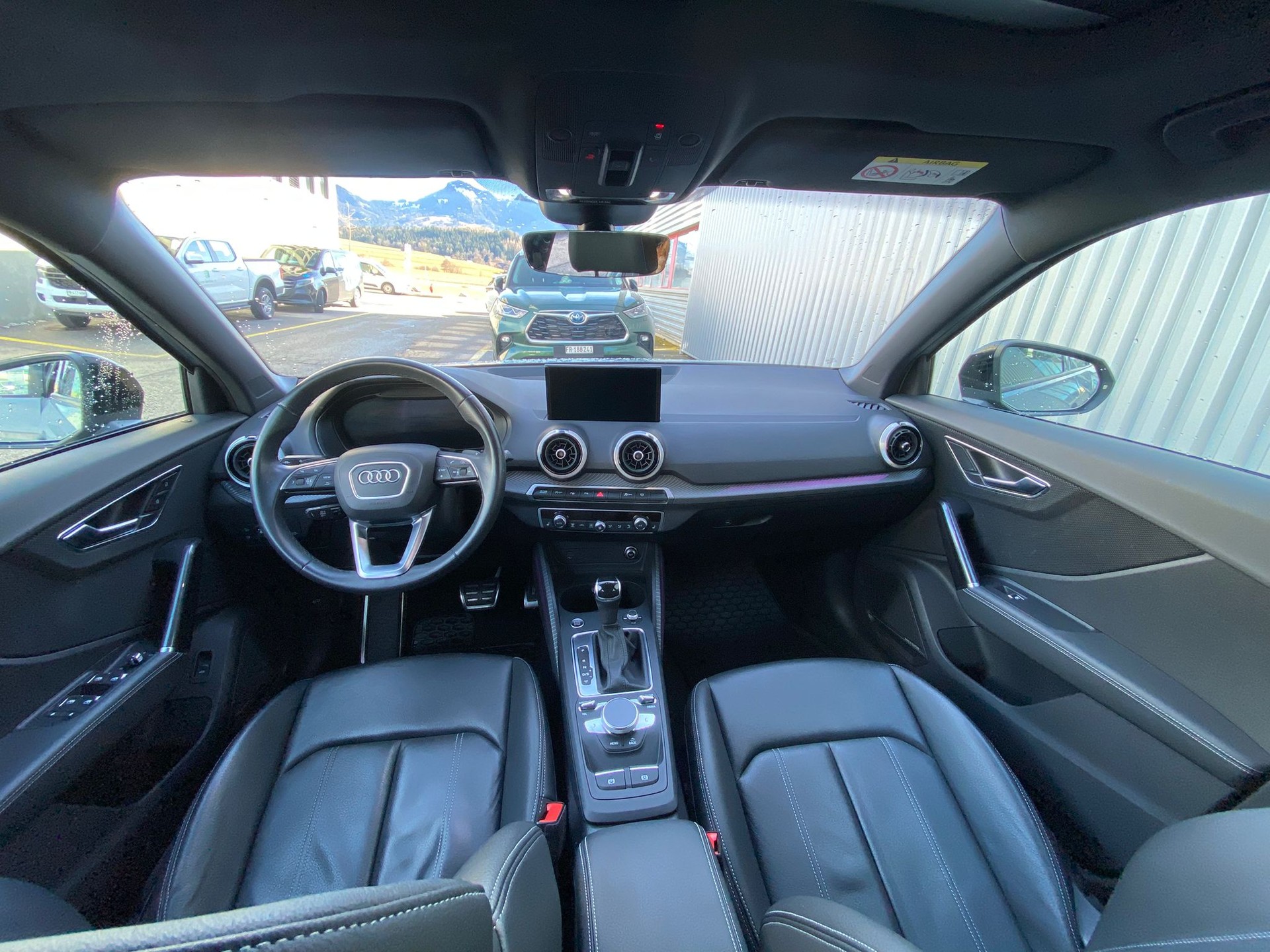 AUDI 35 TFSI S lineS-tronic-image-4