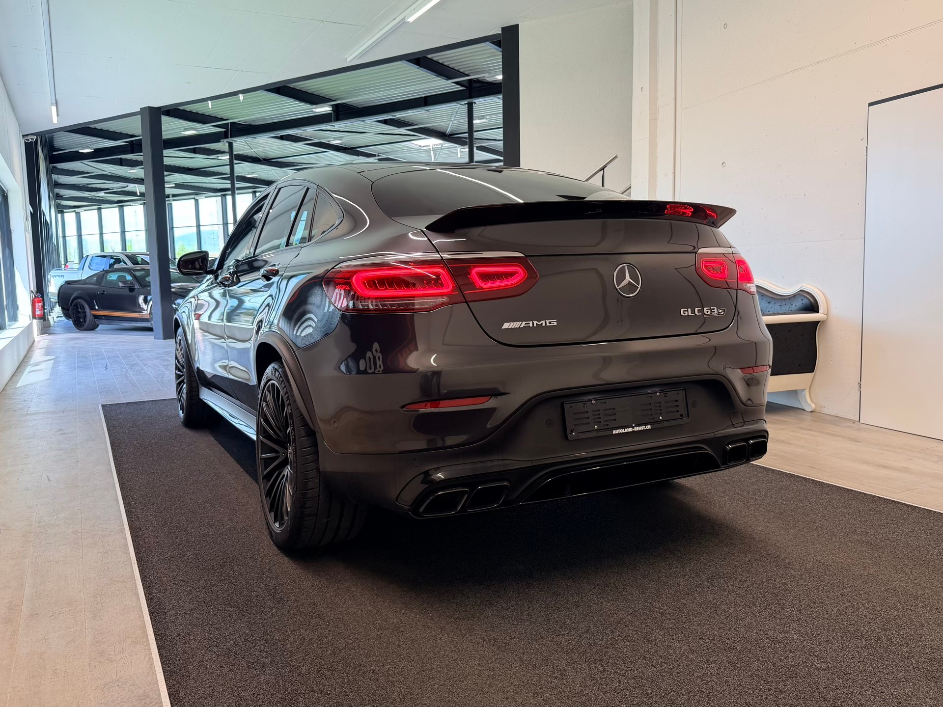 MERCEDES-BENZ GLC Coupé 63 S AMG 4Matic 9G-Tronic-image-4