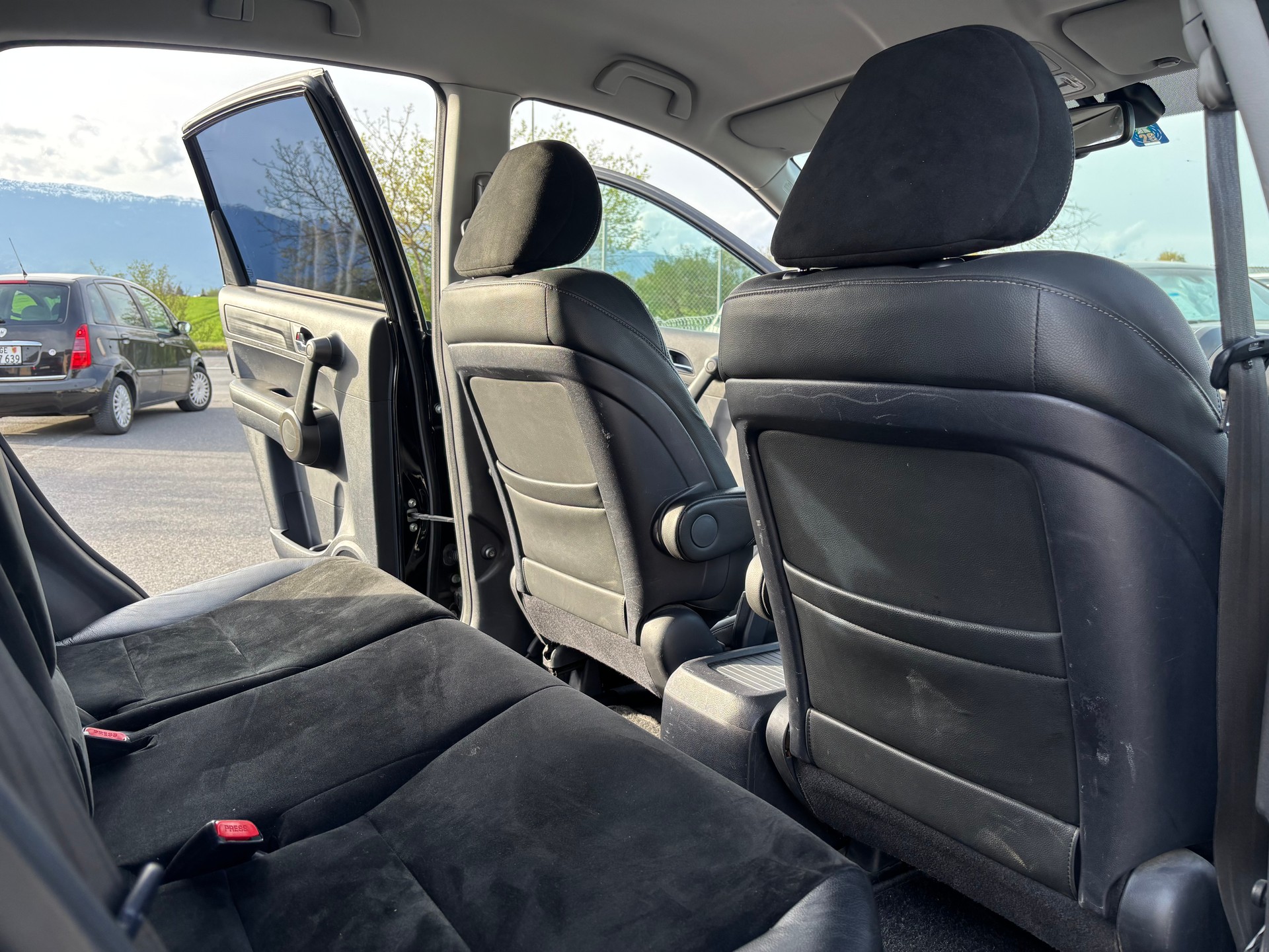 HONDA CR-V 2.0 4WD Elegance Automatic-image-13