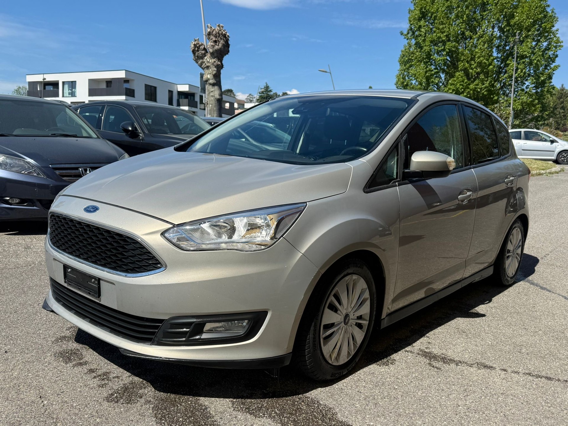 FORD C-Max 1.0 SCTi Trend-image-2
