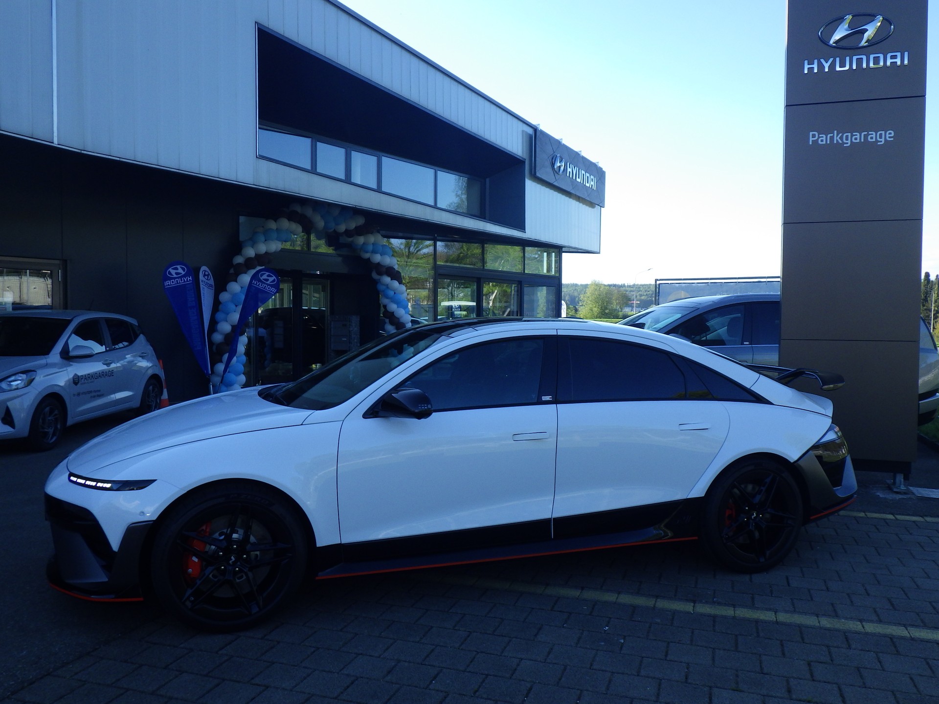 HYUNDAI Ioniq 6 84kWh N 4WD-showroom-element-1