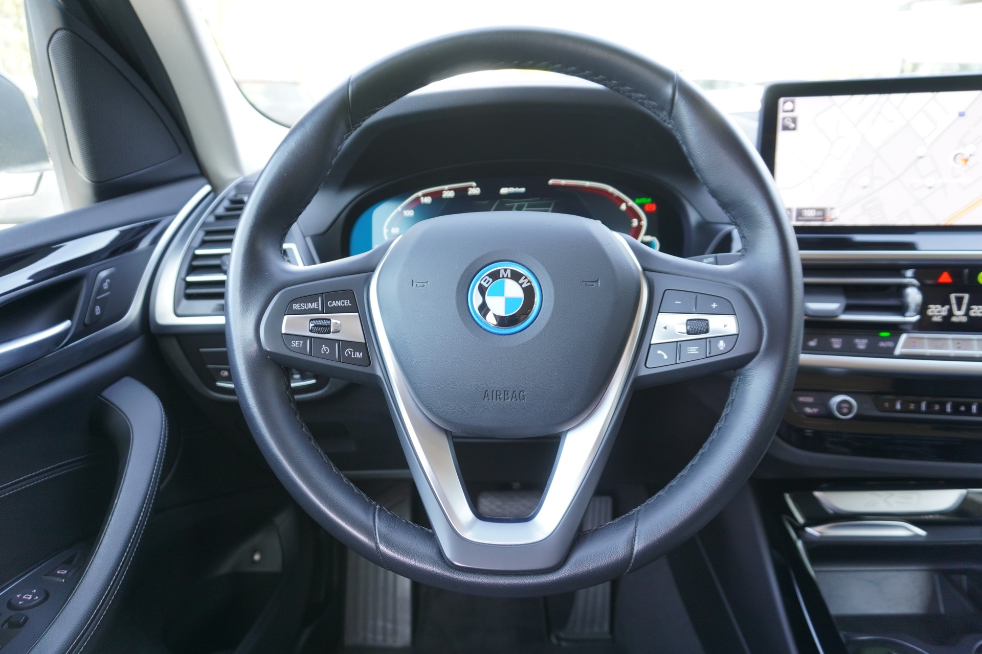 BMW X3 xDrive 30e-image-16