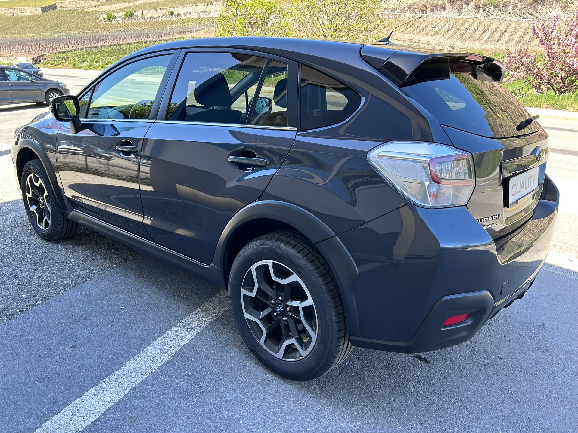 SUBARU XV 1.6 Swiss Two AWD CVT-image-3
