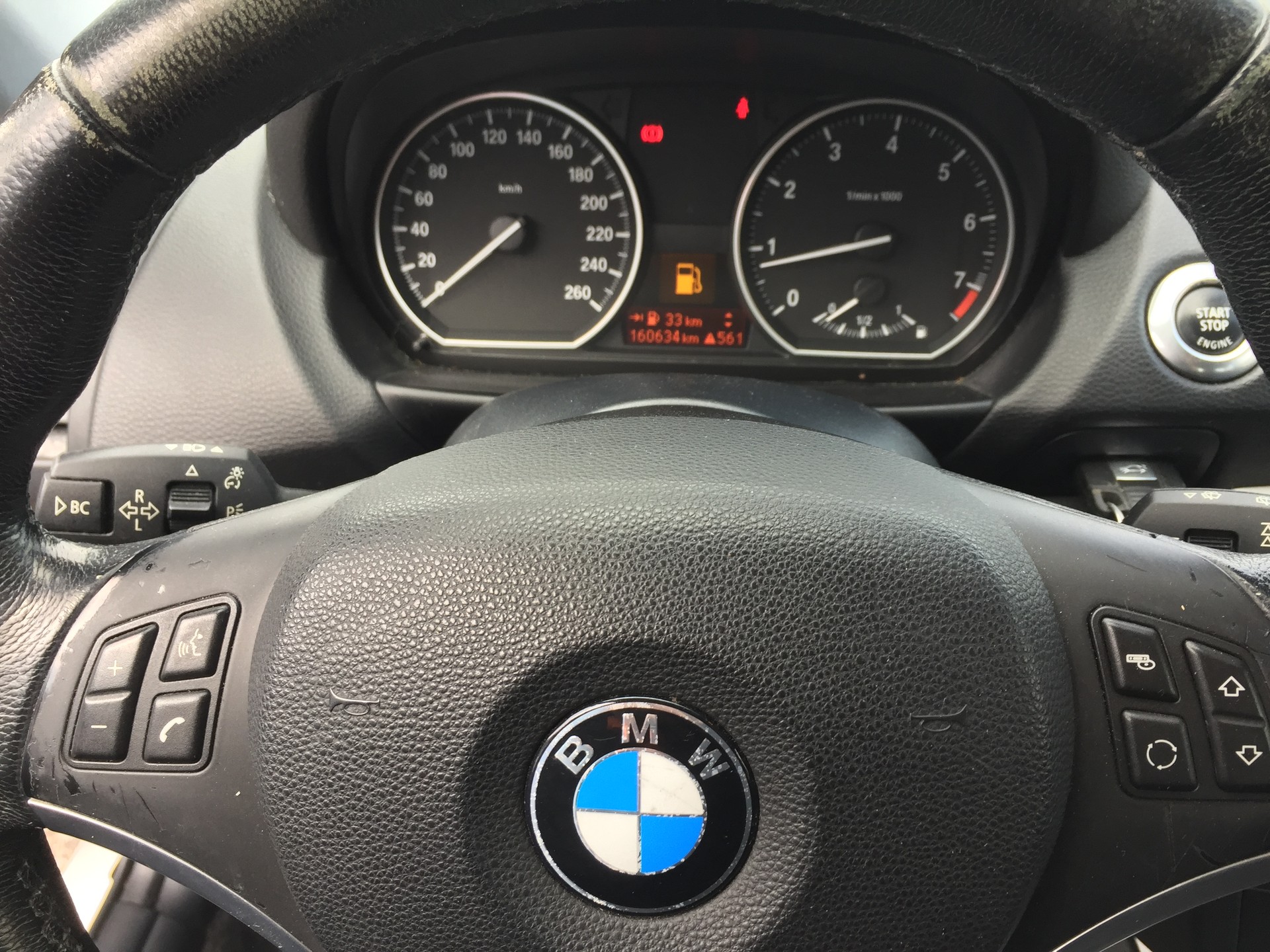 BMW 120i-image-11