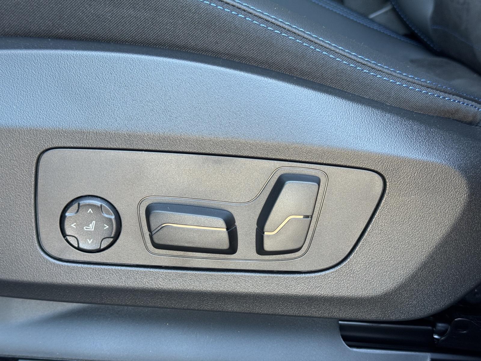BMW iX1 30 xDrive M Sport Pro-image-20