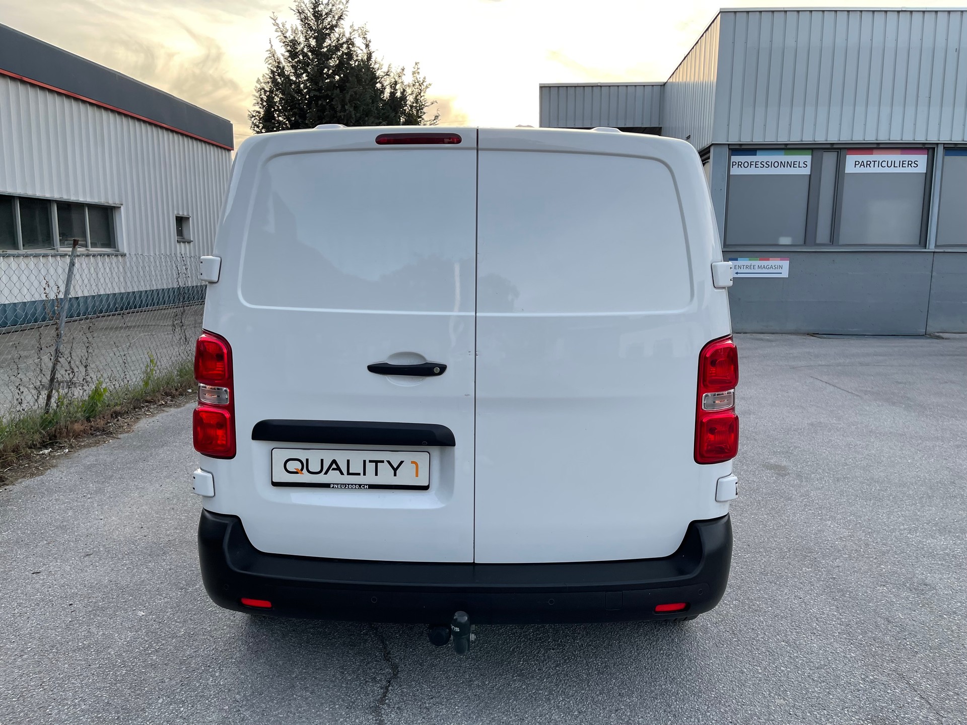 CITROEN Jumpy 2.0 BlueHDi 180 S&S XS Attraction EAT6-image-15
