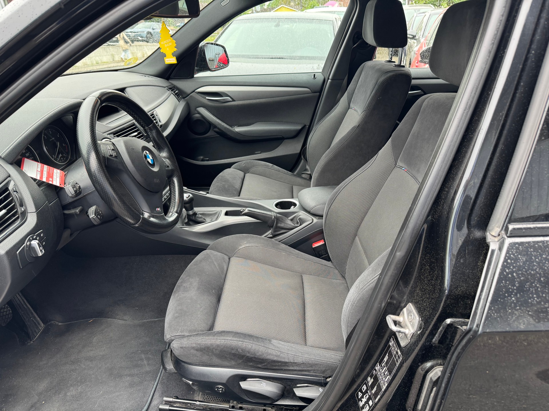 BMW X1 xDrive 20d Sport Line-image-7