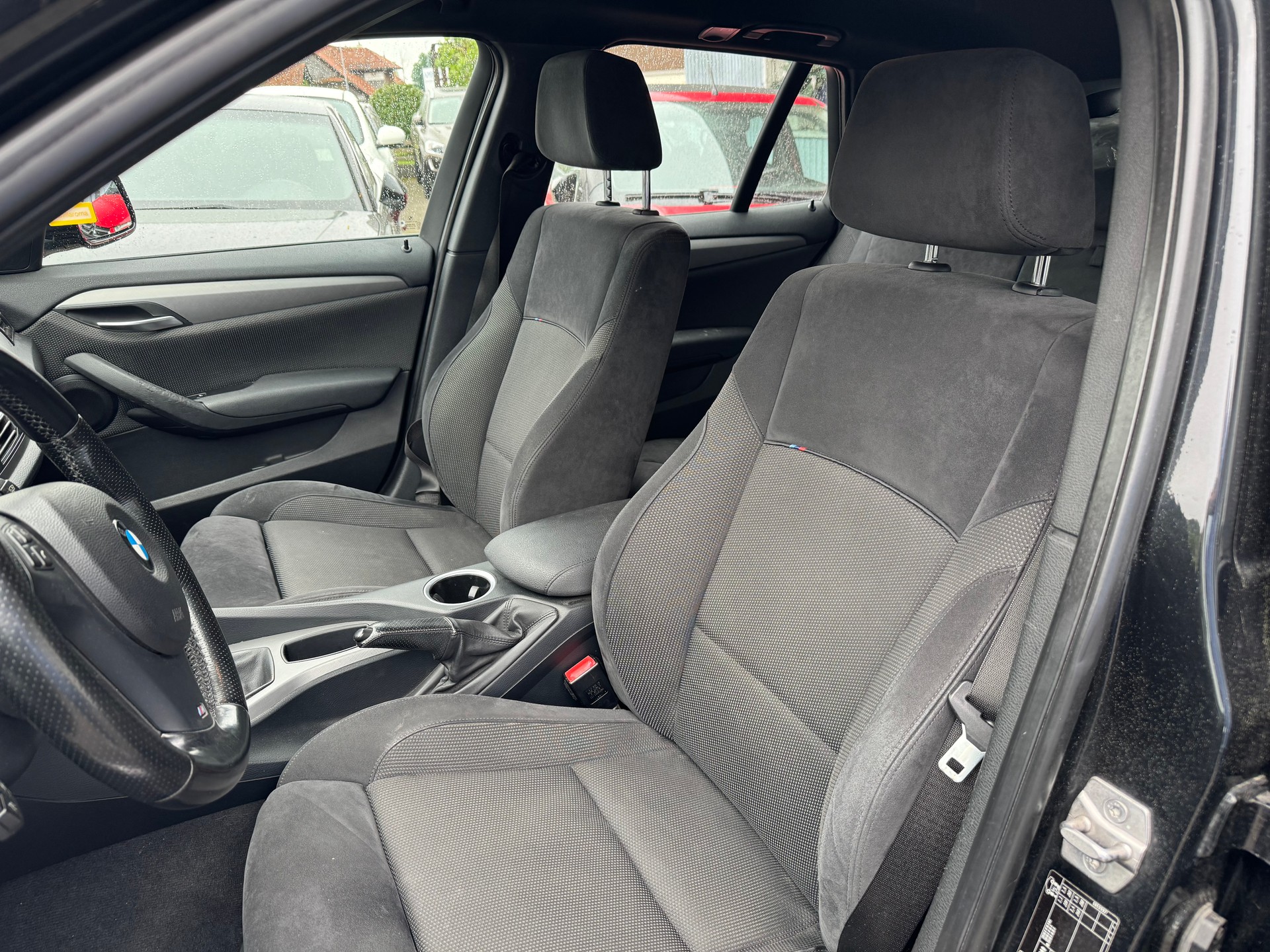 BMW X1 xDrive 20d Sport Line-image-8