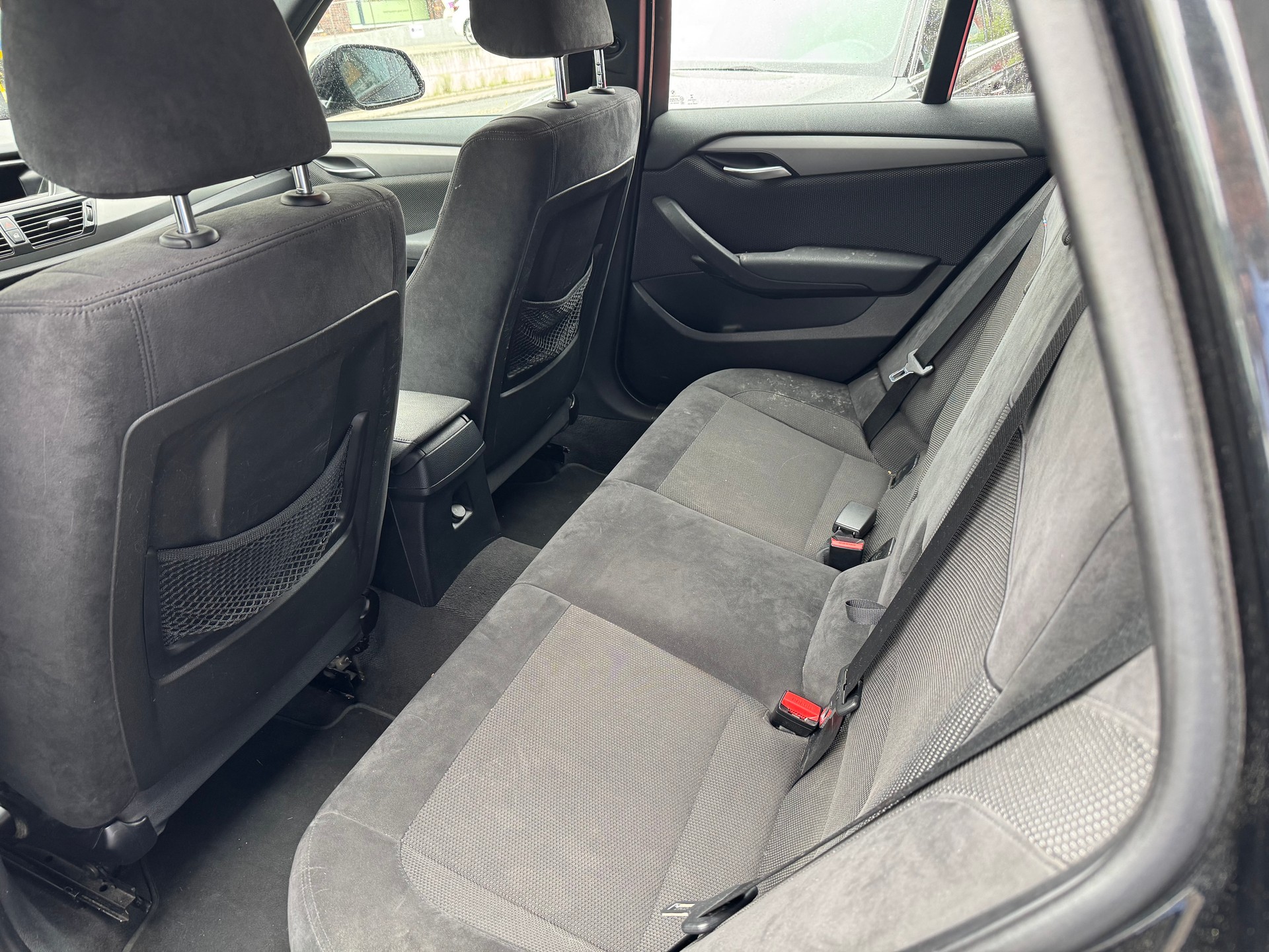BMW X1 xDrive 20d Sport Line-image-9