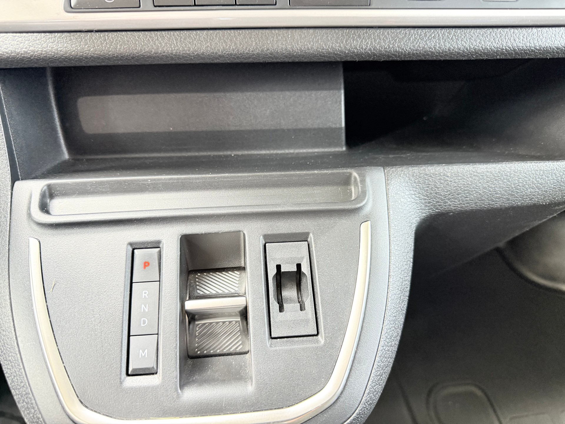 PEUGEOT Expert 2.0 BlueHDi 145 S&S Long EAT8-image-10