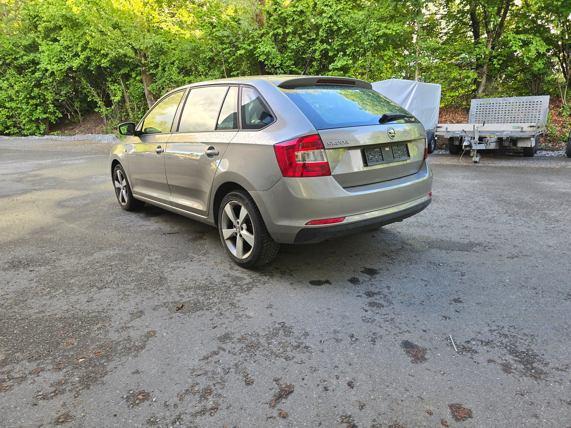 SKODA Rapid Spaceback 1.6 TDI Greenline-image-6