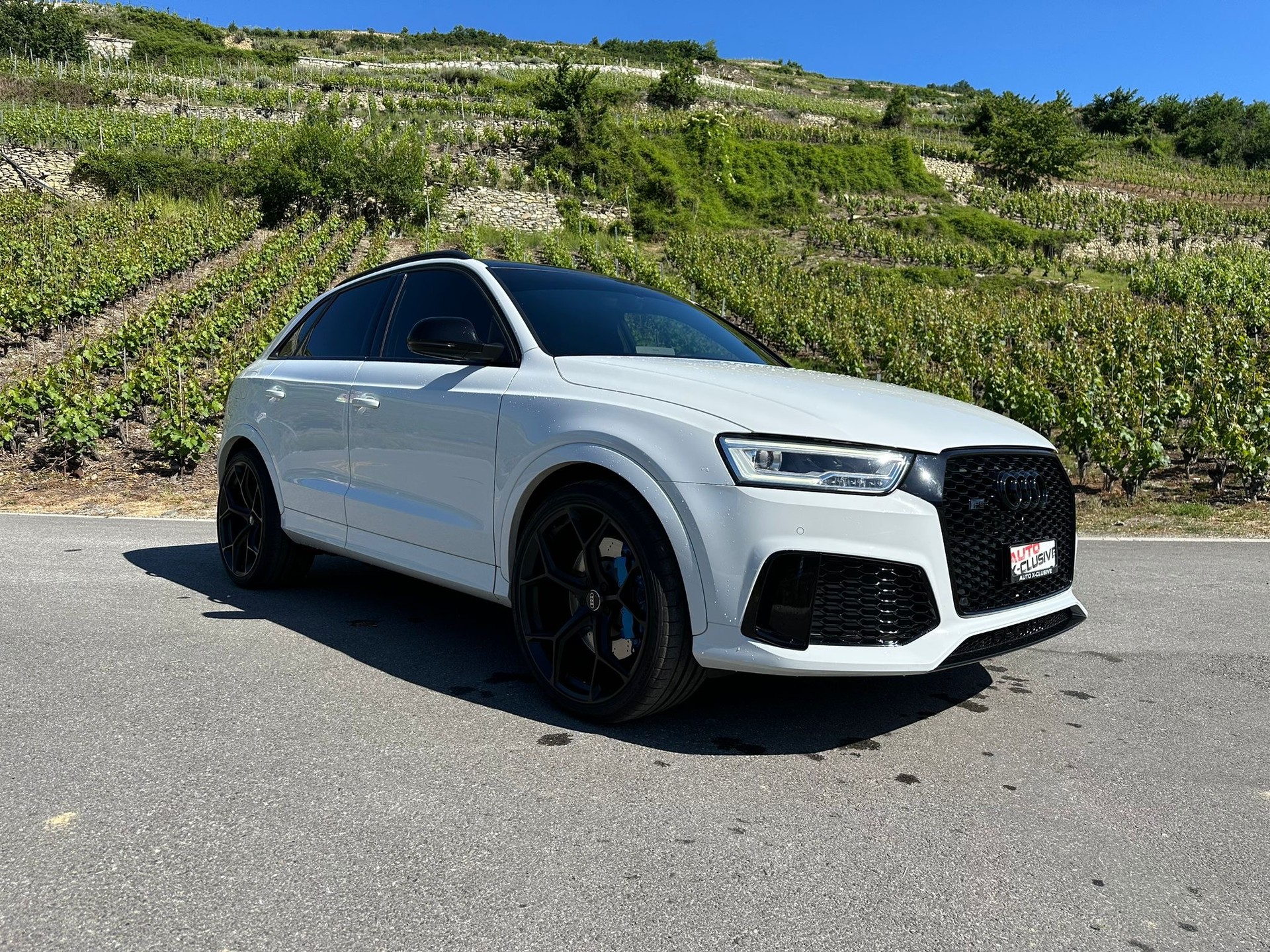 AUDI RS Q3 2.5 TFSI performance quattro S-tronic