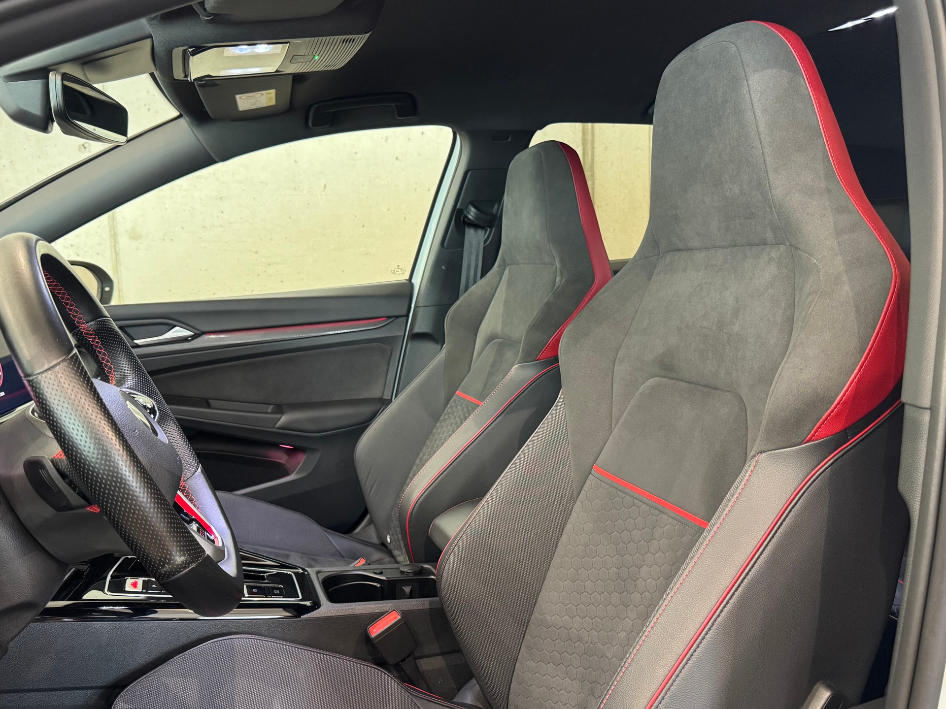 VW Golf 2.0 TSI GTI Clubsport DSG || HARMAN/KARDON || HEAD UP || LENKRADHEIZUNG-image-21