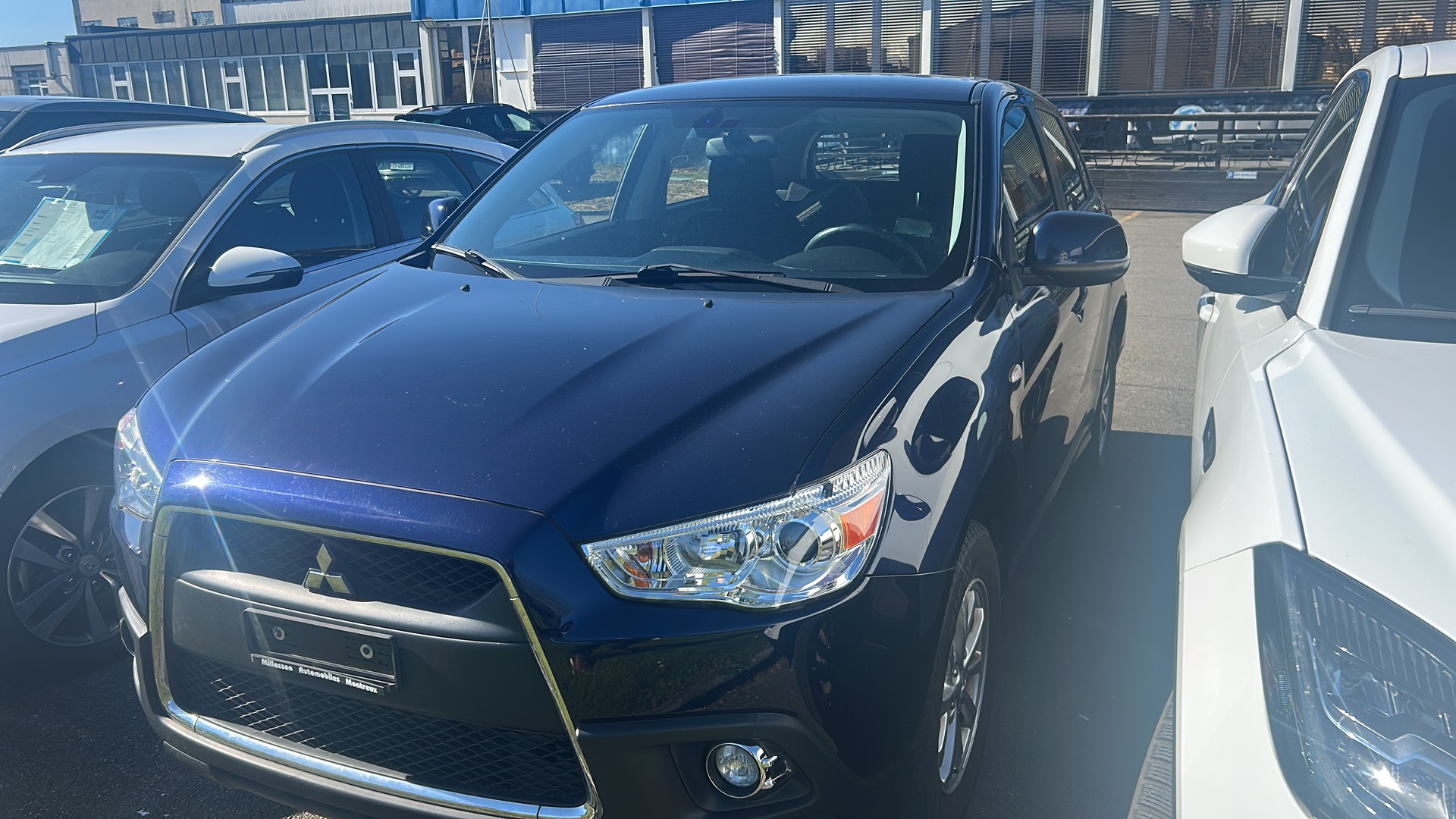 MITSUBISHI ASX 1.8 DID Invite 2WD-image-8
