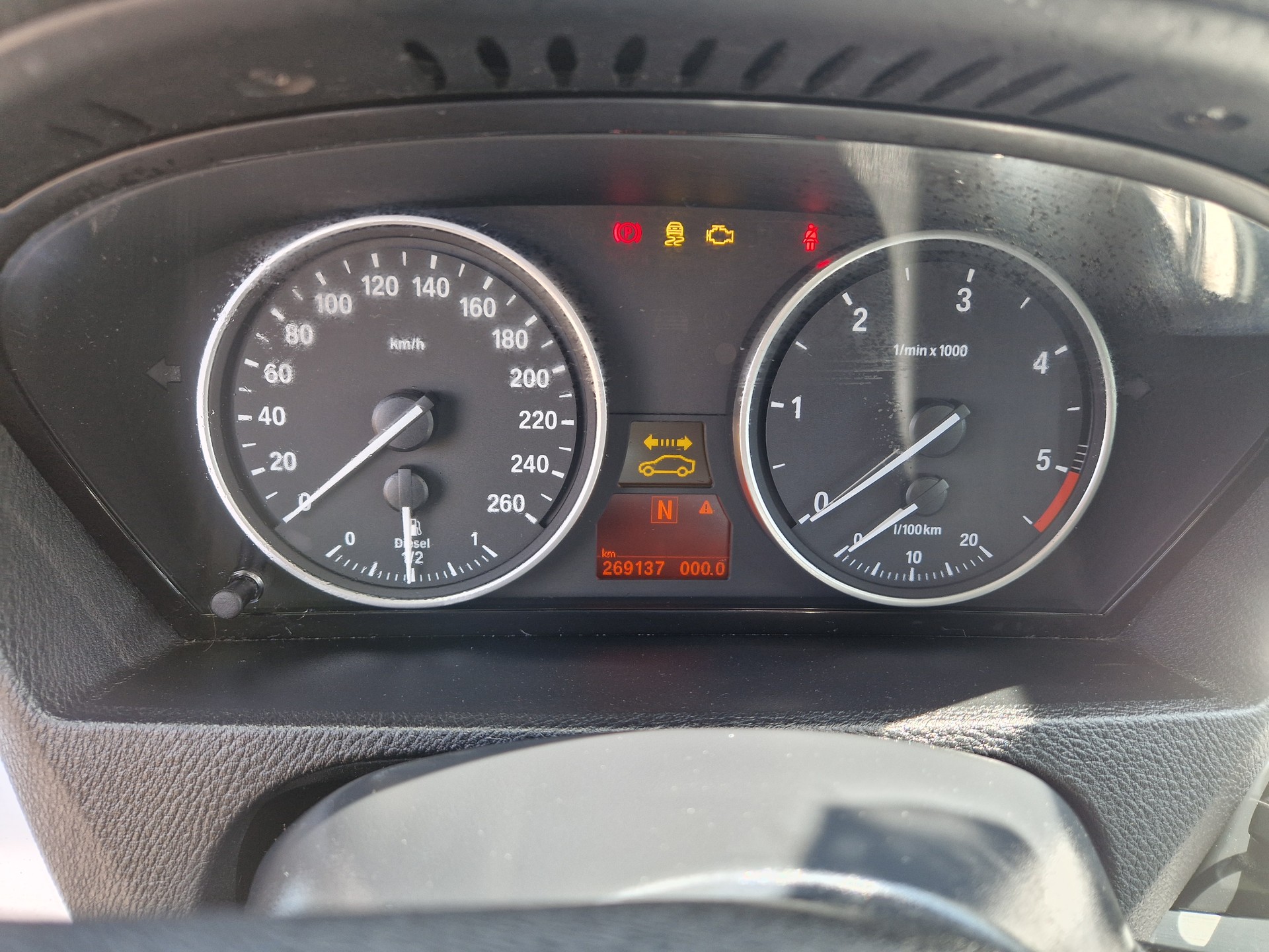 BMW X Drive40d-image-8