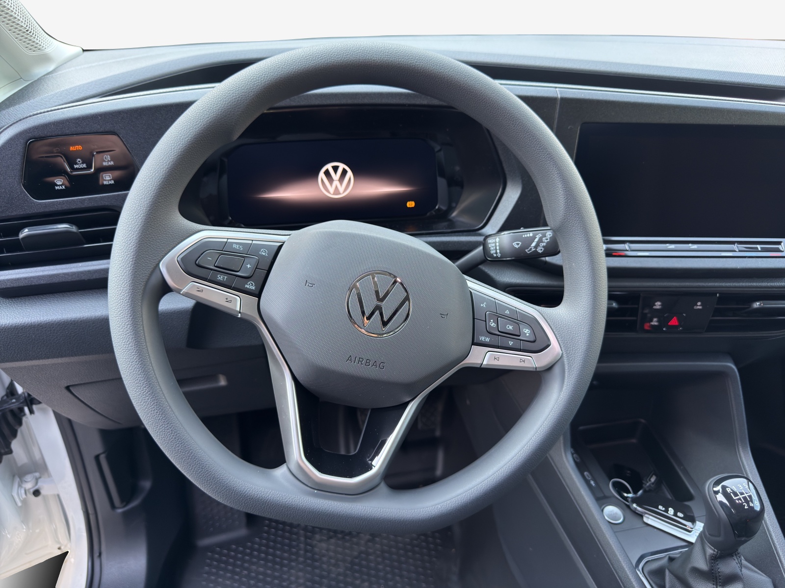 VW Caddy Cargo 2.0TDI 4Motion-image-9