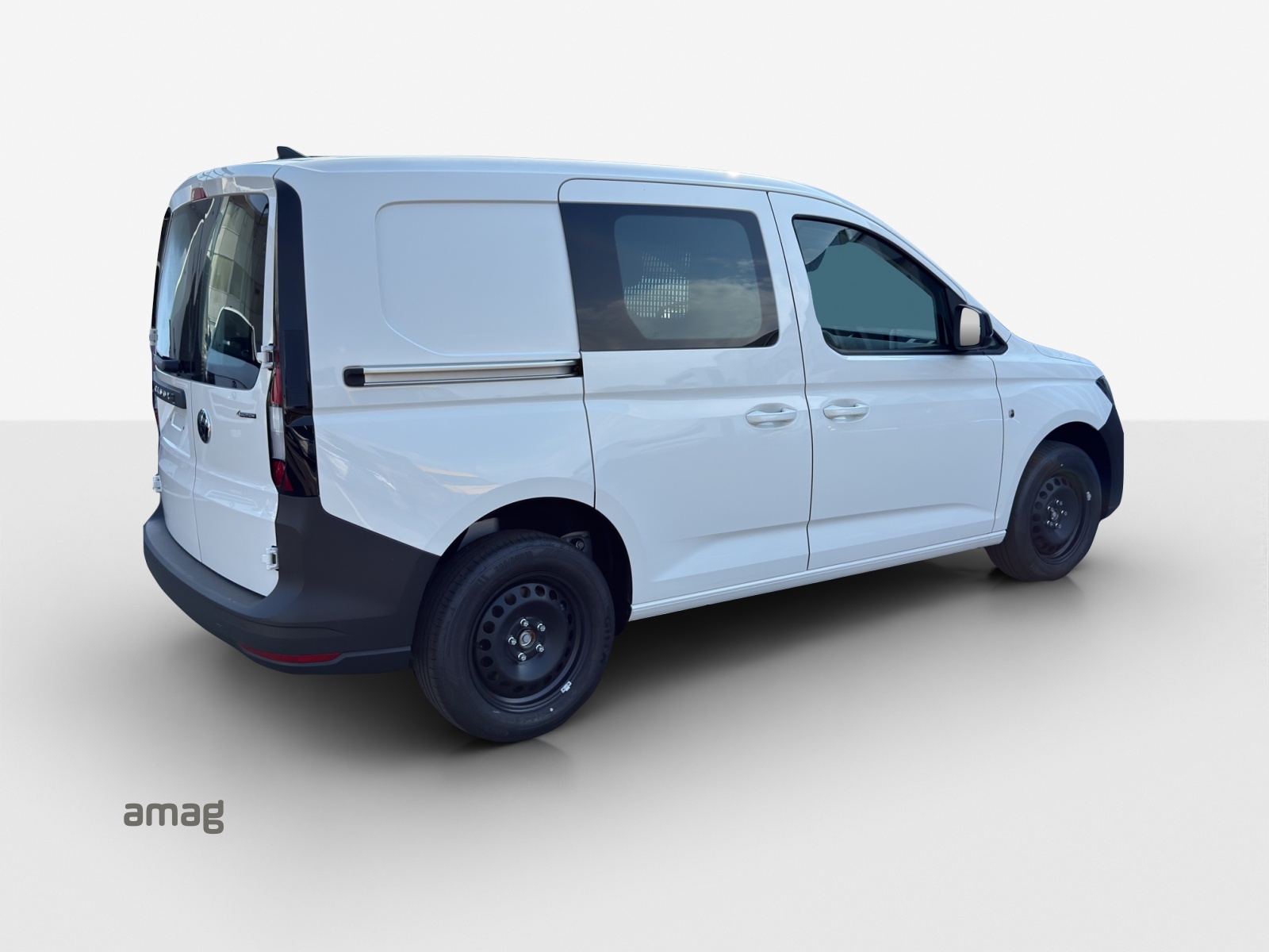 VW Caddy Cargo 2.0TDI 4Motion-image-4