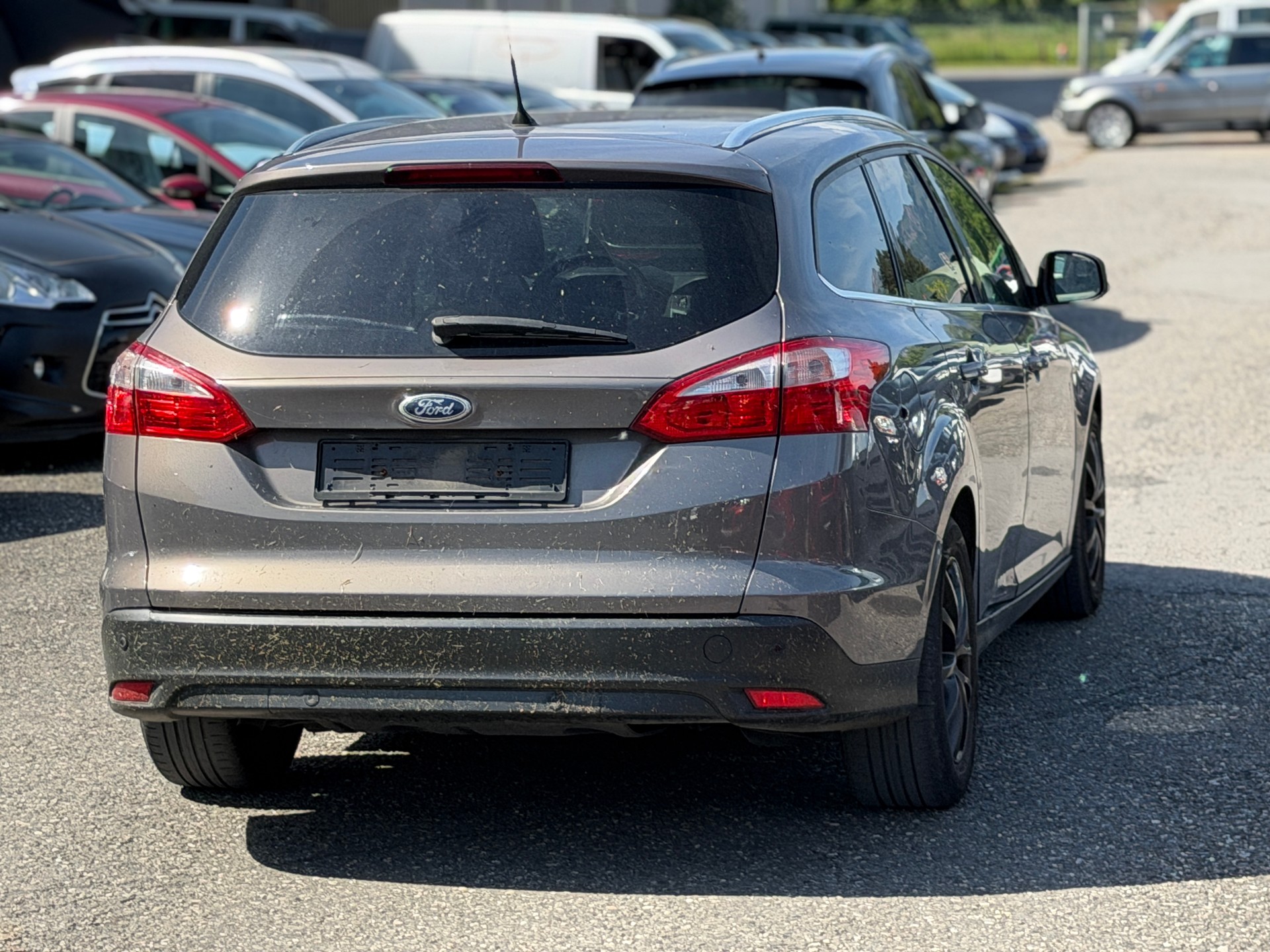 FORD Focus 1.0 SCTi Titanium-image-4