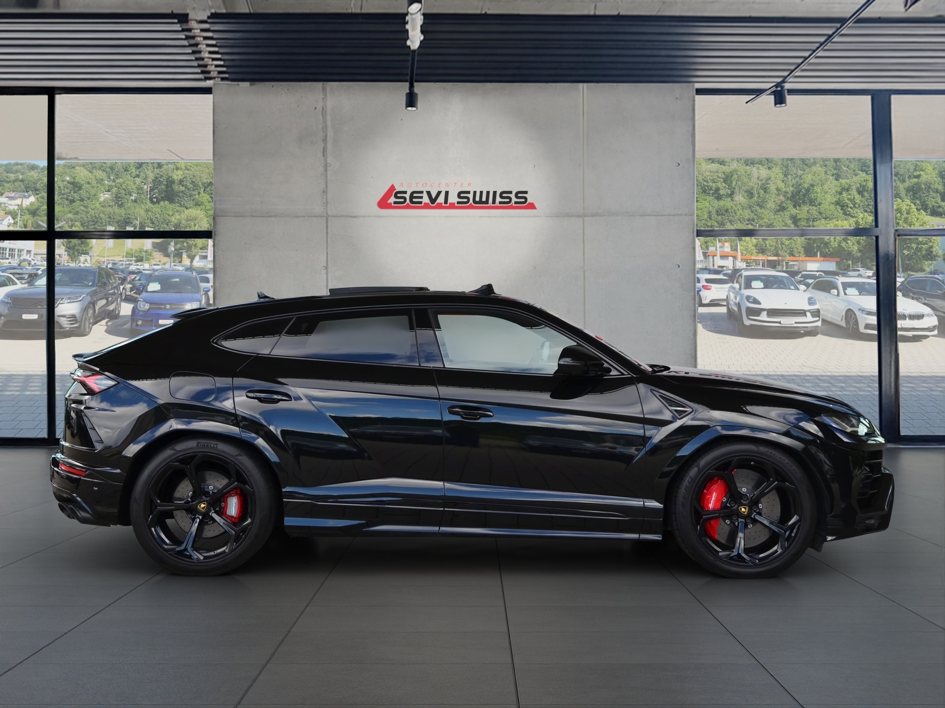 LAMBORGHINI Urus E-Gear-image-2