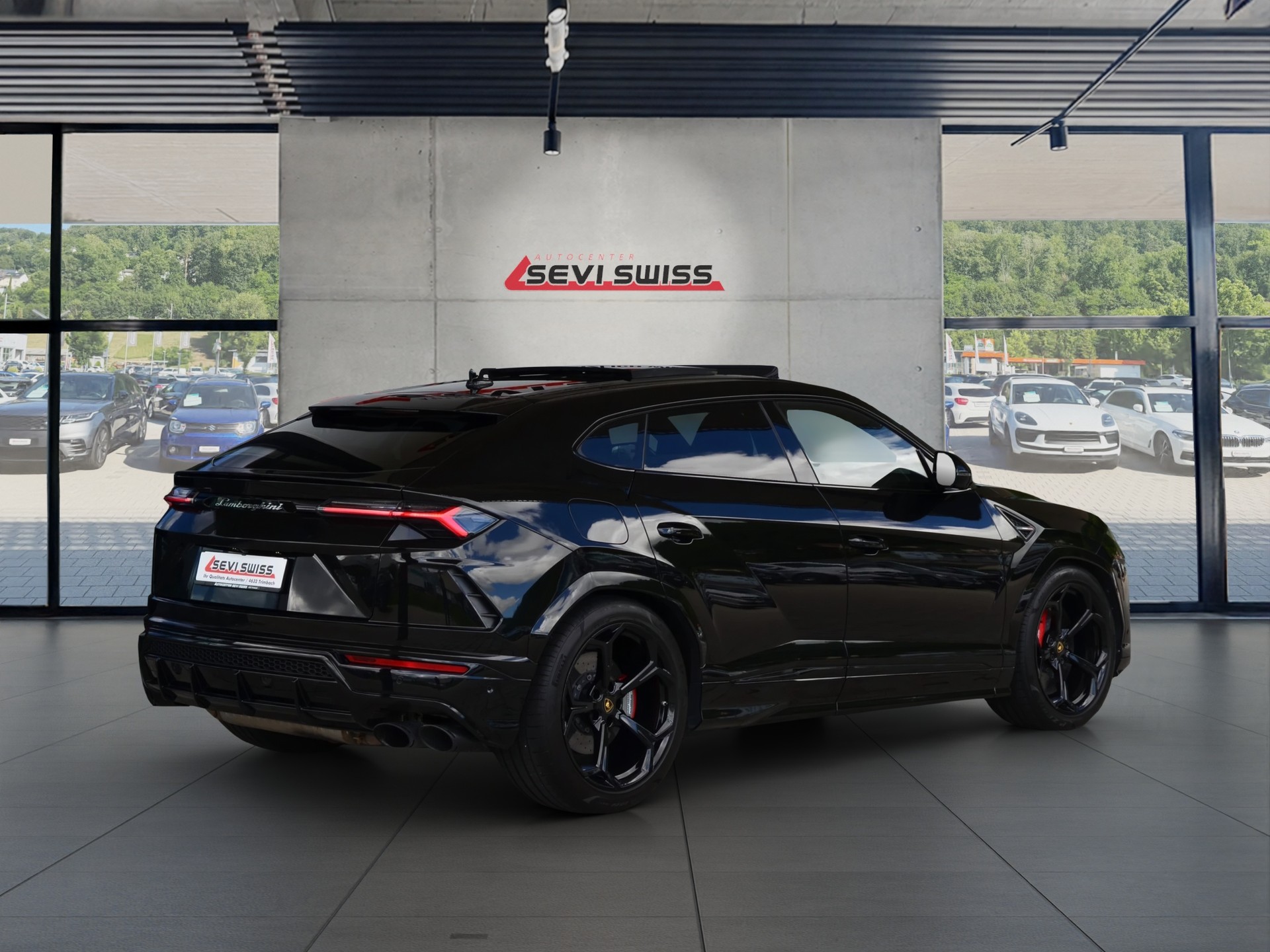 LAMBORGHINI Urus E-Gear-image-3