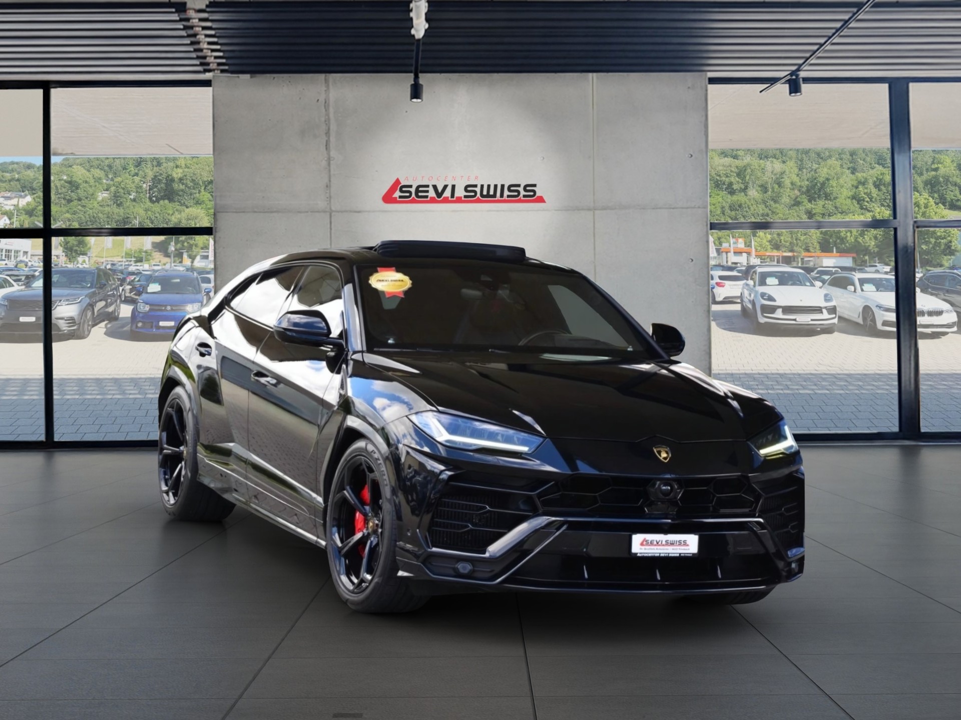 LAMBORGHINI Urus E-Gear-image-1