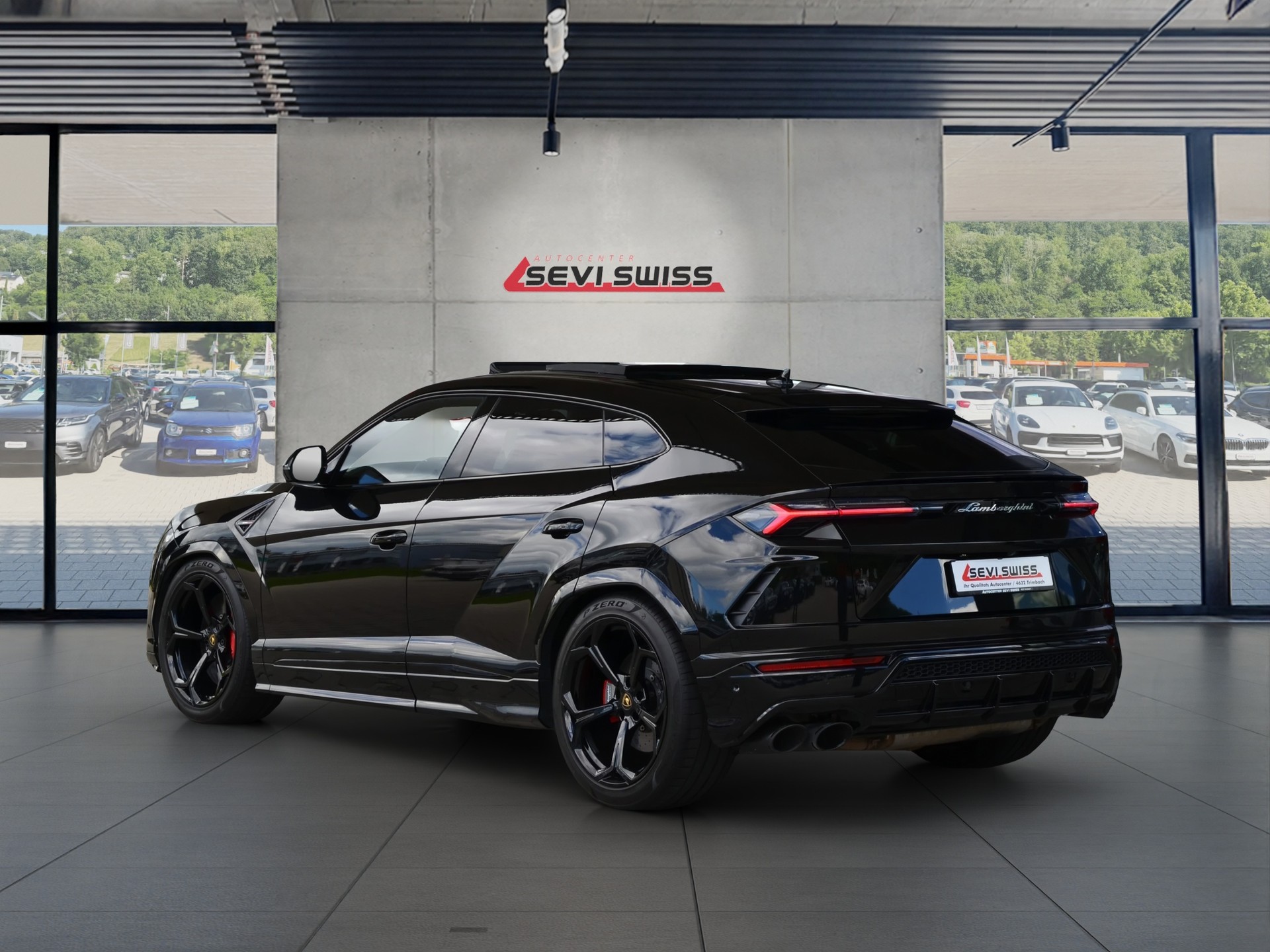 LAMBORGHINI Urus E-Gear-image-4