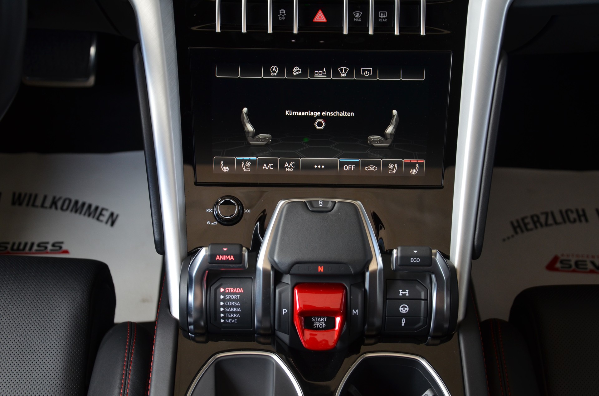 LAMBORGHINI Urus E-Gear-image-18