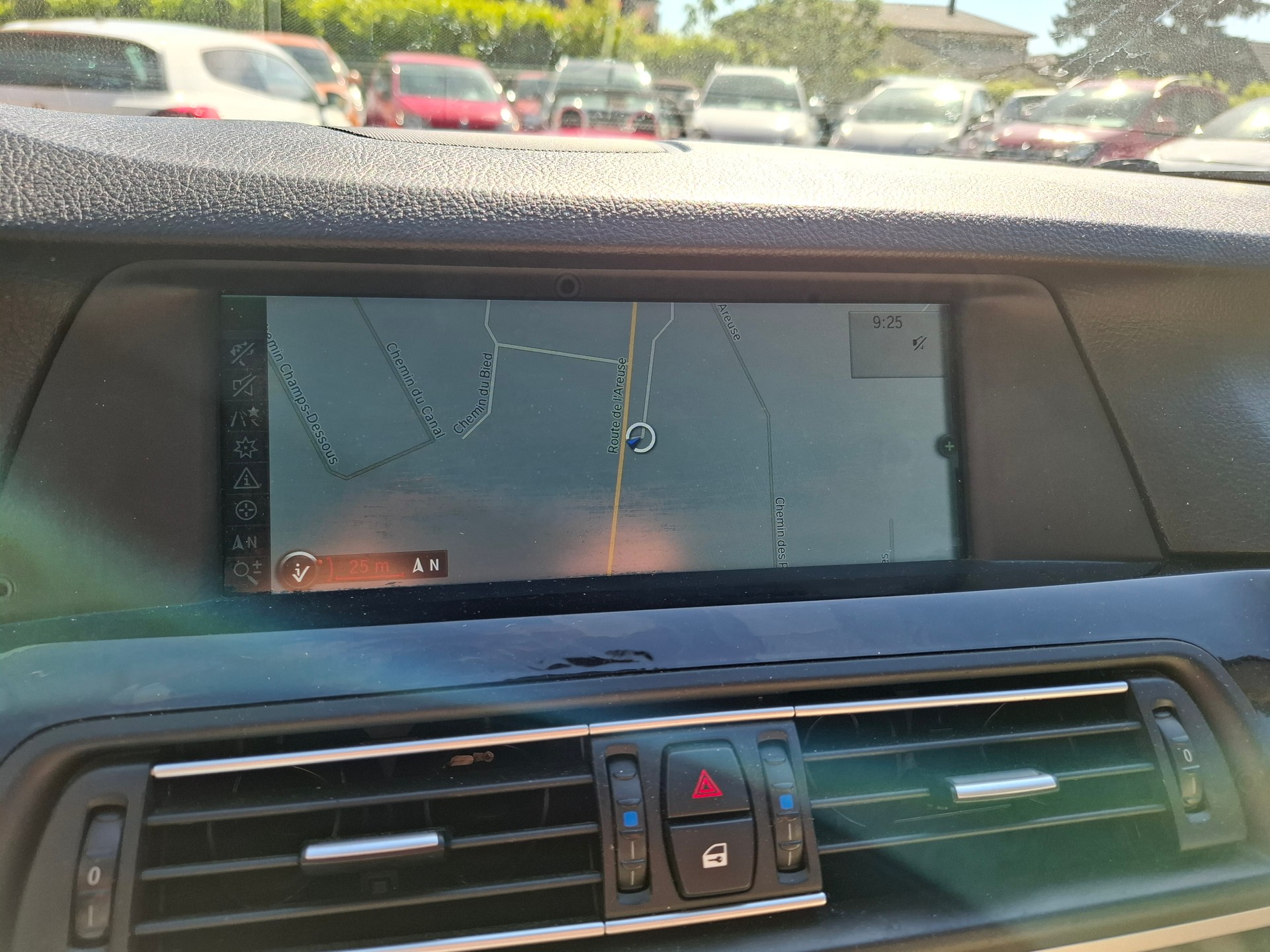 BMW 530d xDrive Touring Steptronic-image-12