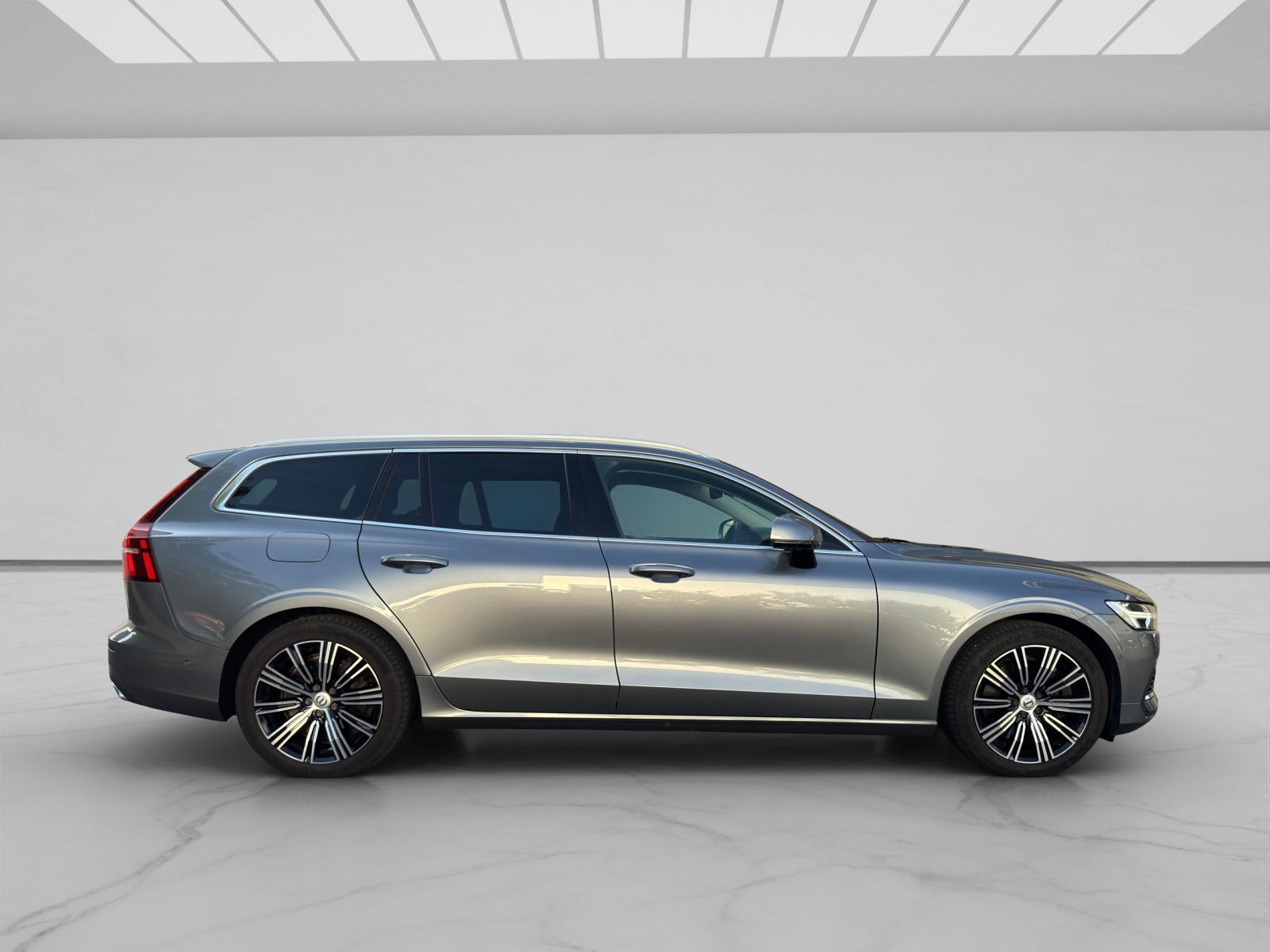VOLVO V60 T6 eAWD Twin Engine Inscription Geartronic Frisch Ab MFK-image-6