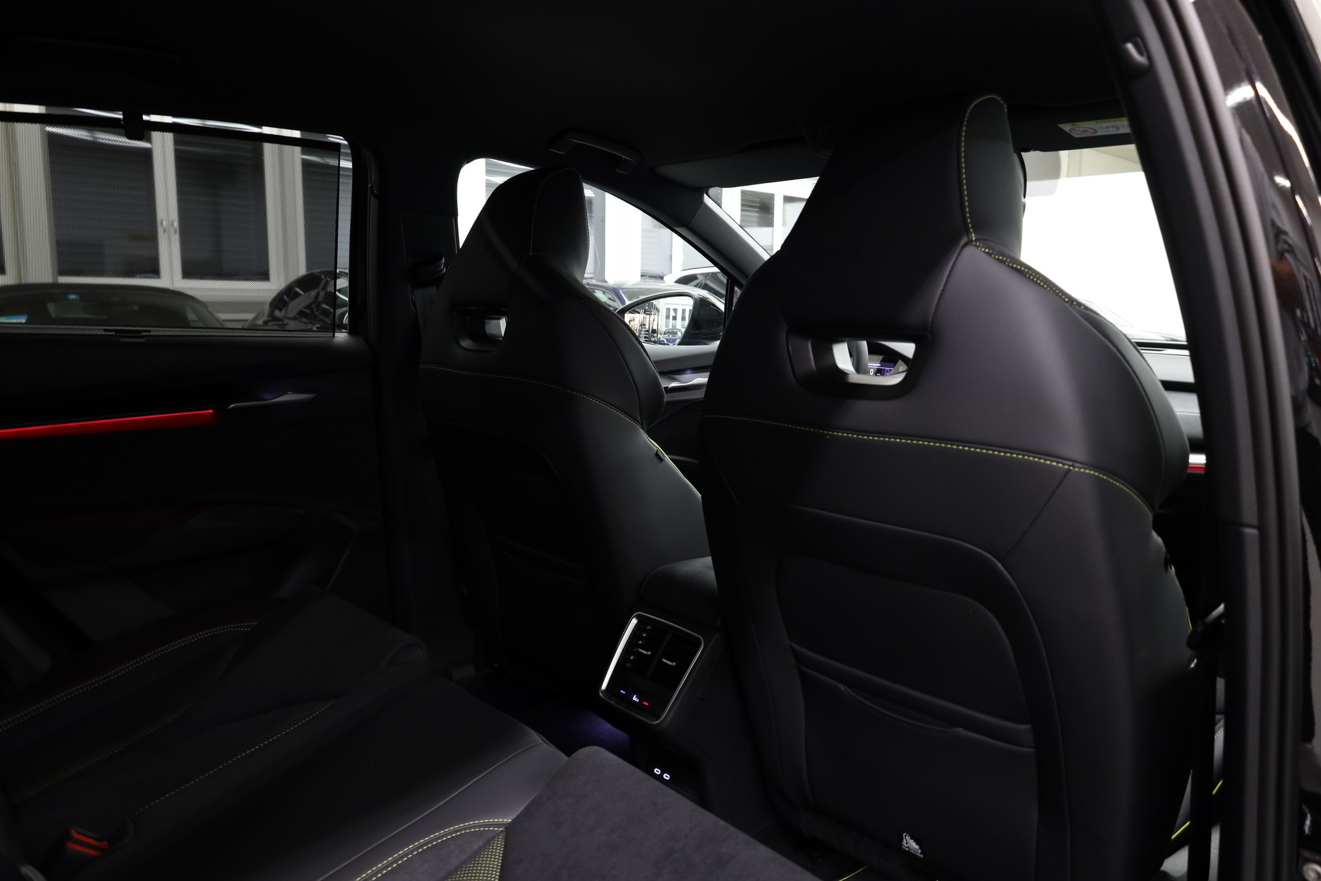 SKODA Elroq RS 4x4-image-35
