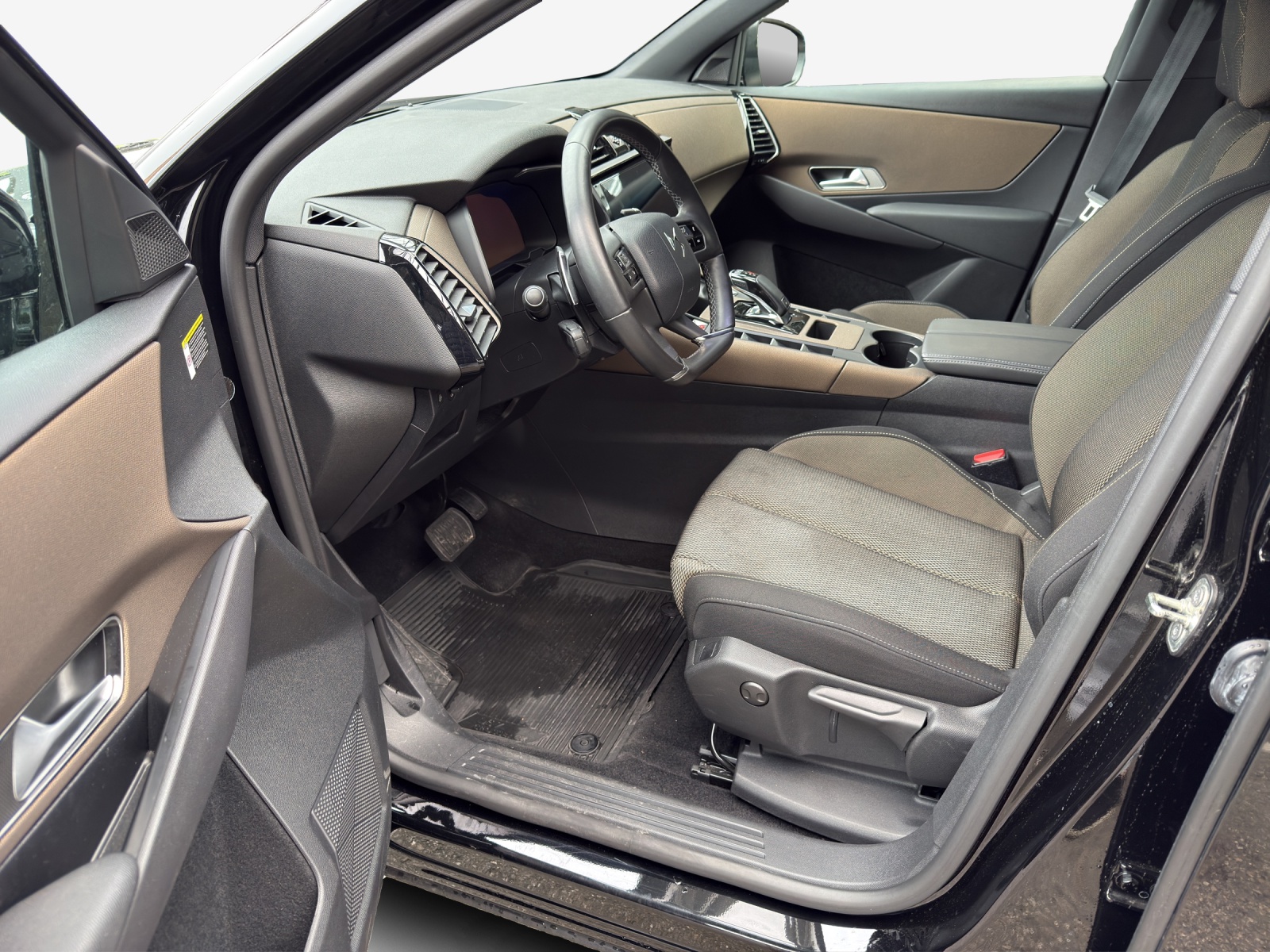 DS AUTOMOBILES DS 7 Crossback 1.6 PureTech Club EAT8-image-7