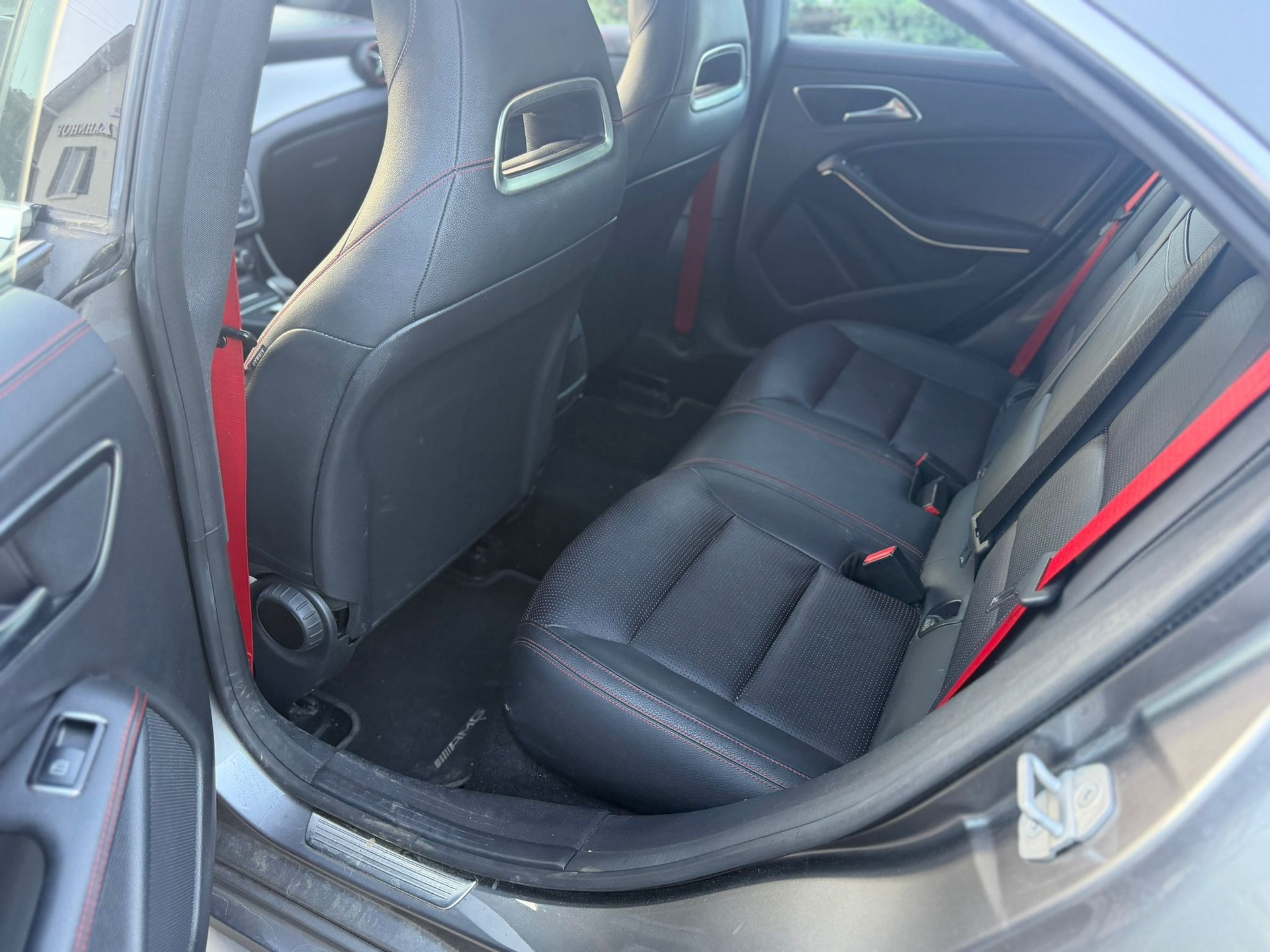 MERCEDES-BENZ CLA 45 AMG 4Matic Speedshift-image-7
