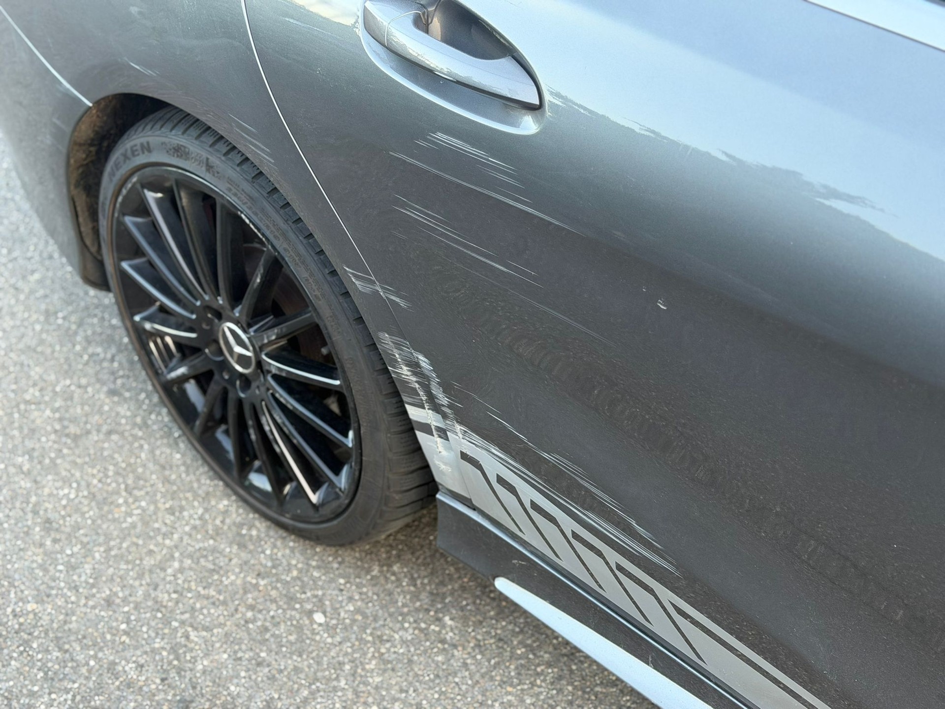 MERCEDES-BENZ CLA 45 AMG 4Matic Speedshift-image-11
