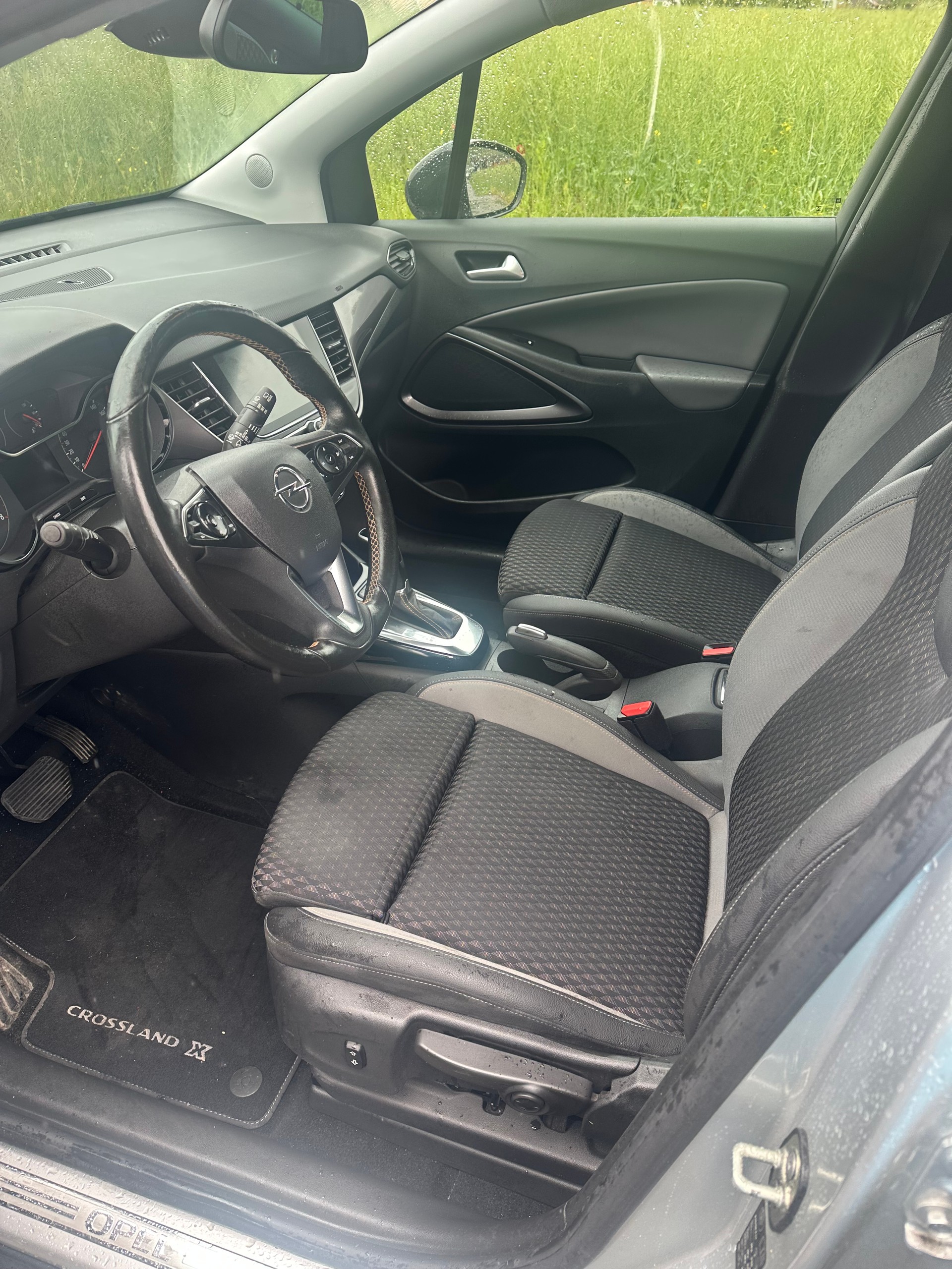 OPEL Crossland X 1.2i Ultimate Automatik-image-11