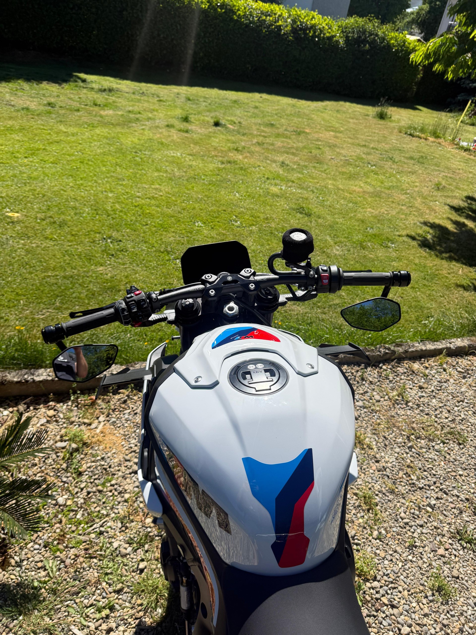 BMW M 1000 R-image-5
