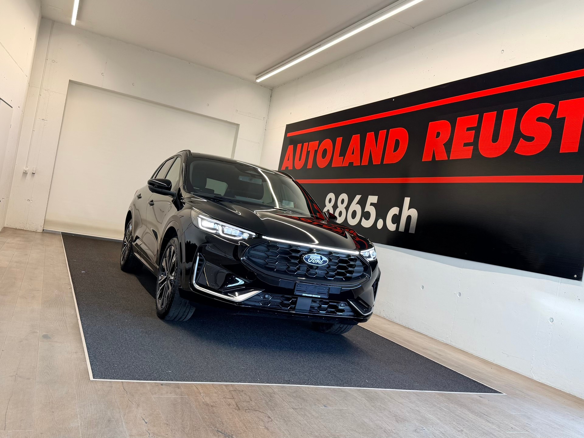 FORD Kuga 2.5 FHEV ST-LINE X 4WD-image-0