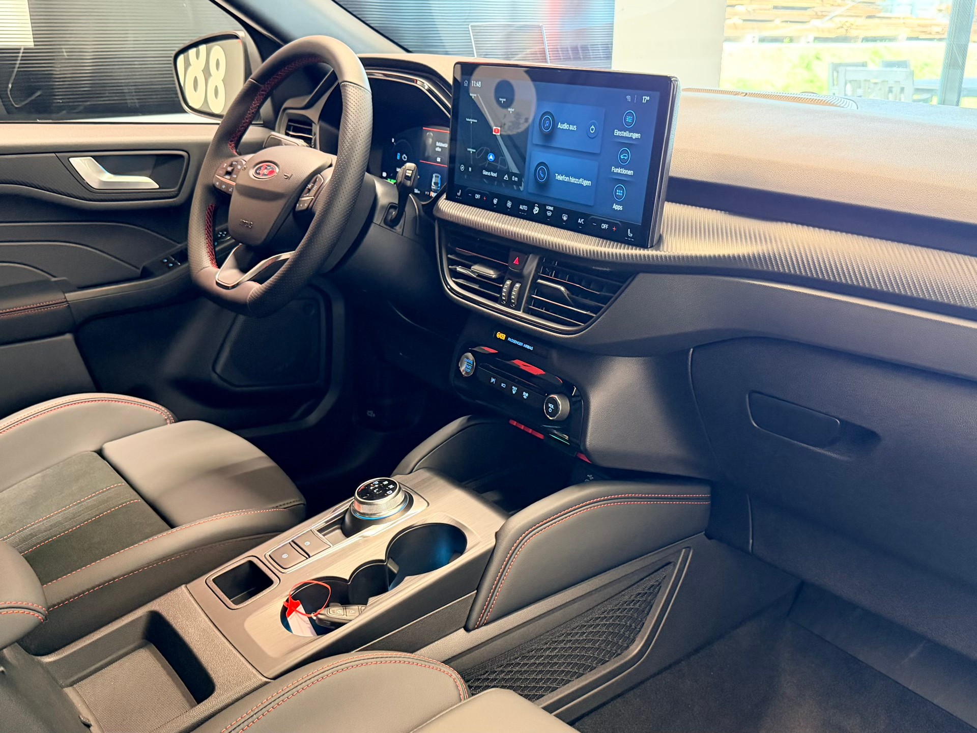FORD Kuga 2.5 FHEV ST-LINE X 4WD-image-23