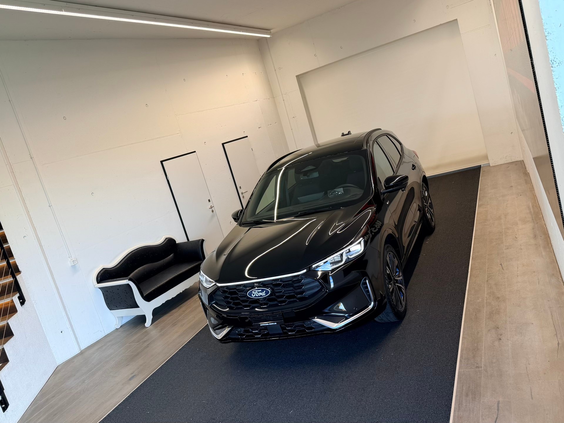 FORD Kuga 2.5 FHEV ST-LINE X 4WD-image-3