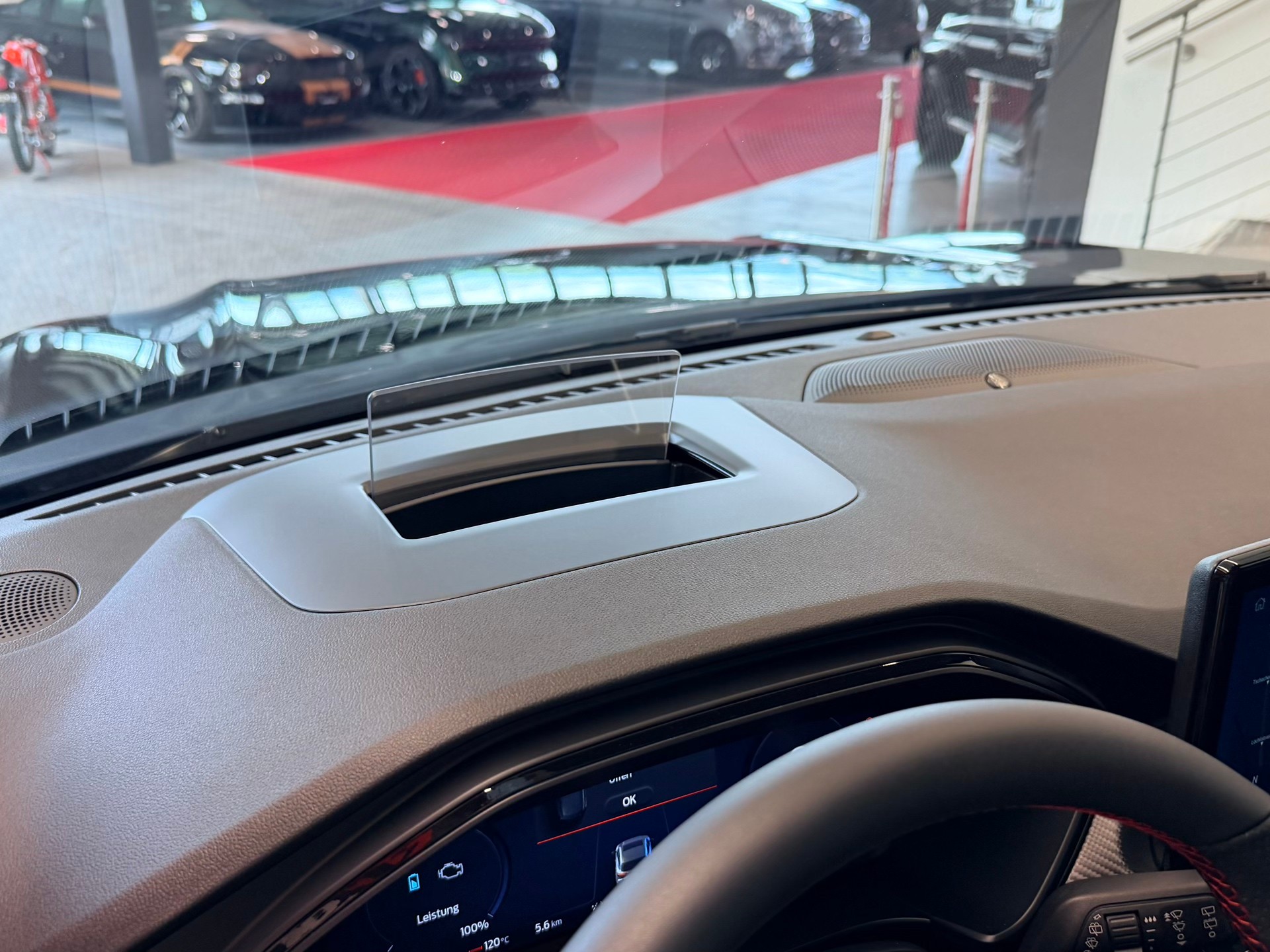 FORD Kuga 2.5 FHEV ST-LINE X 4WD-image-27
