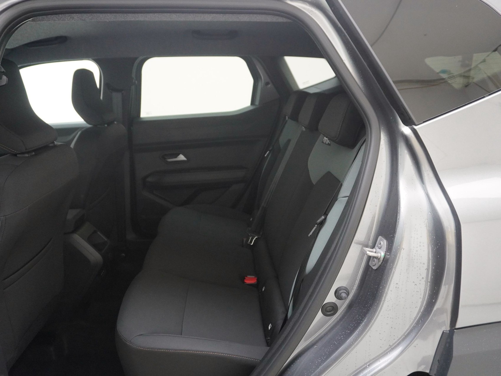 DACIA Duster 1.2 Hybrid-G Extreme 4x4-image-9