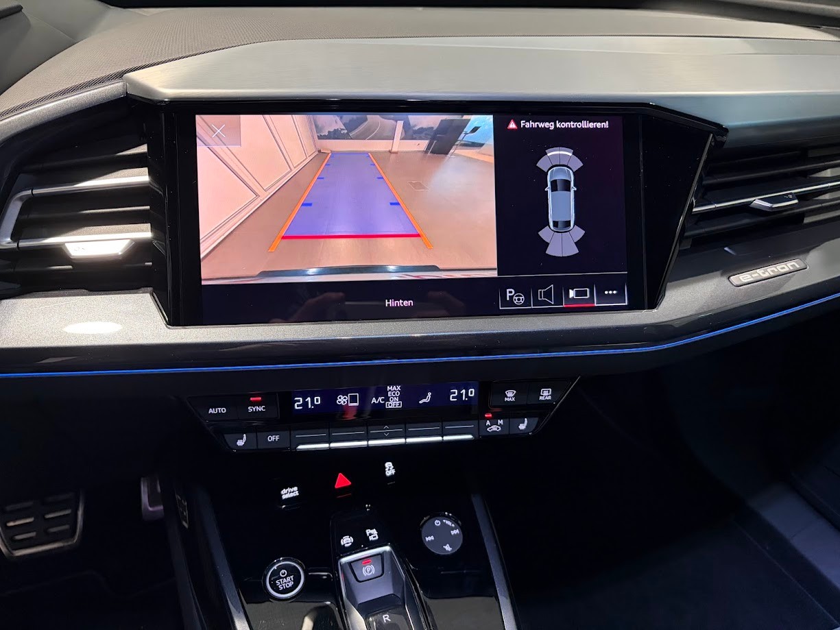 AUDI Q4 Sportback e-tron 50 quattro-image-9