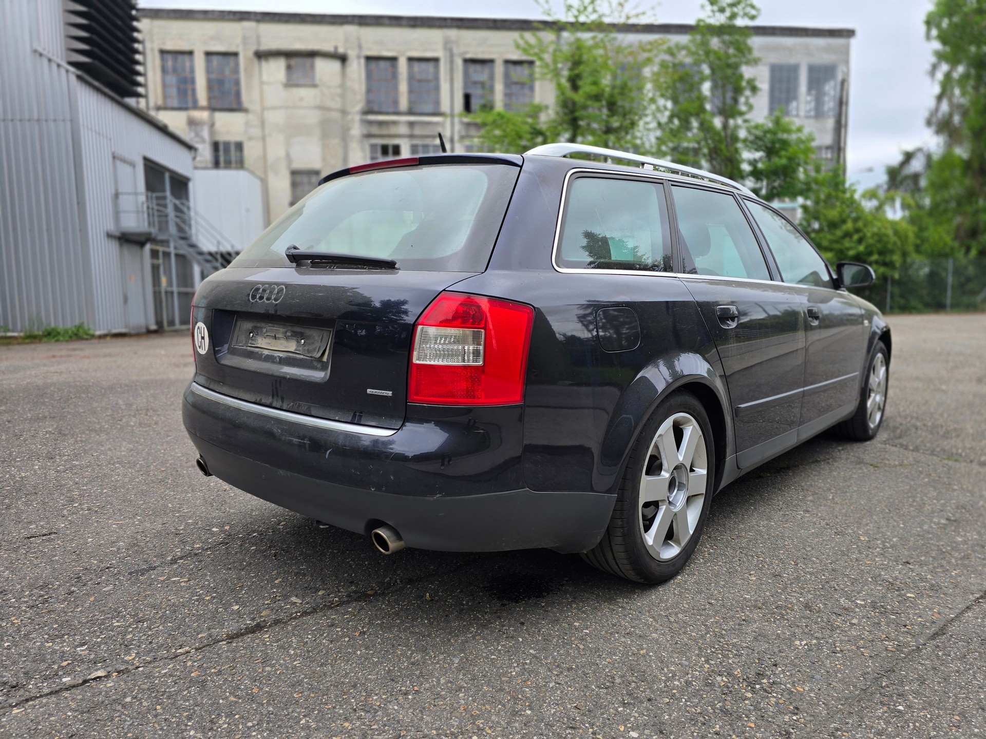 AUDI A4 Avant 3.0 V6 quattro-image-3