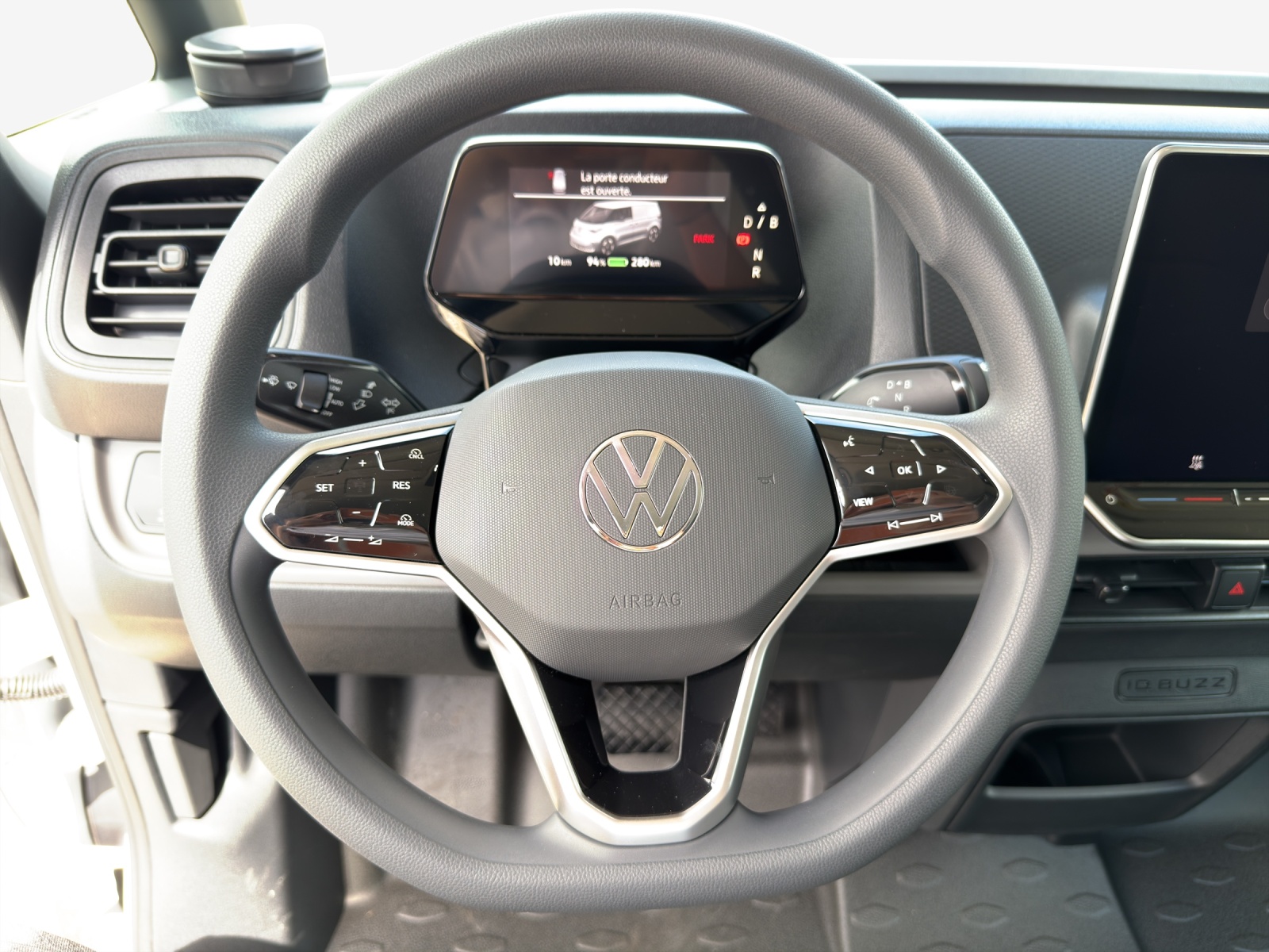 VW ID. Buzz Cargo Pure-image-9