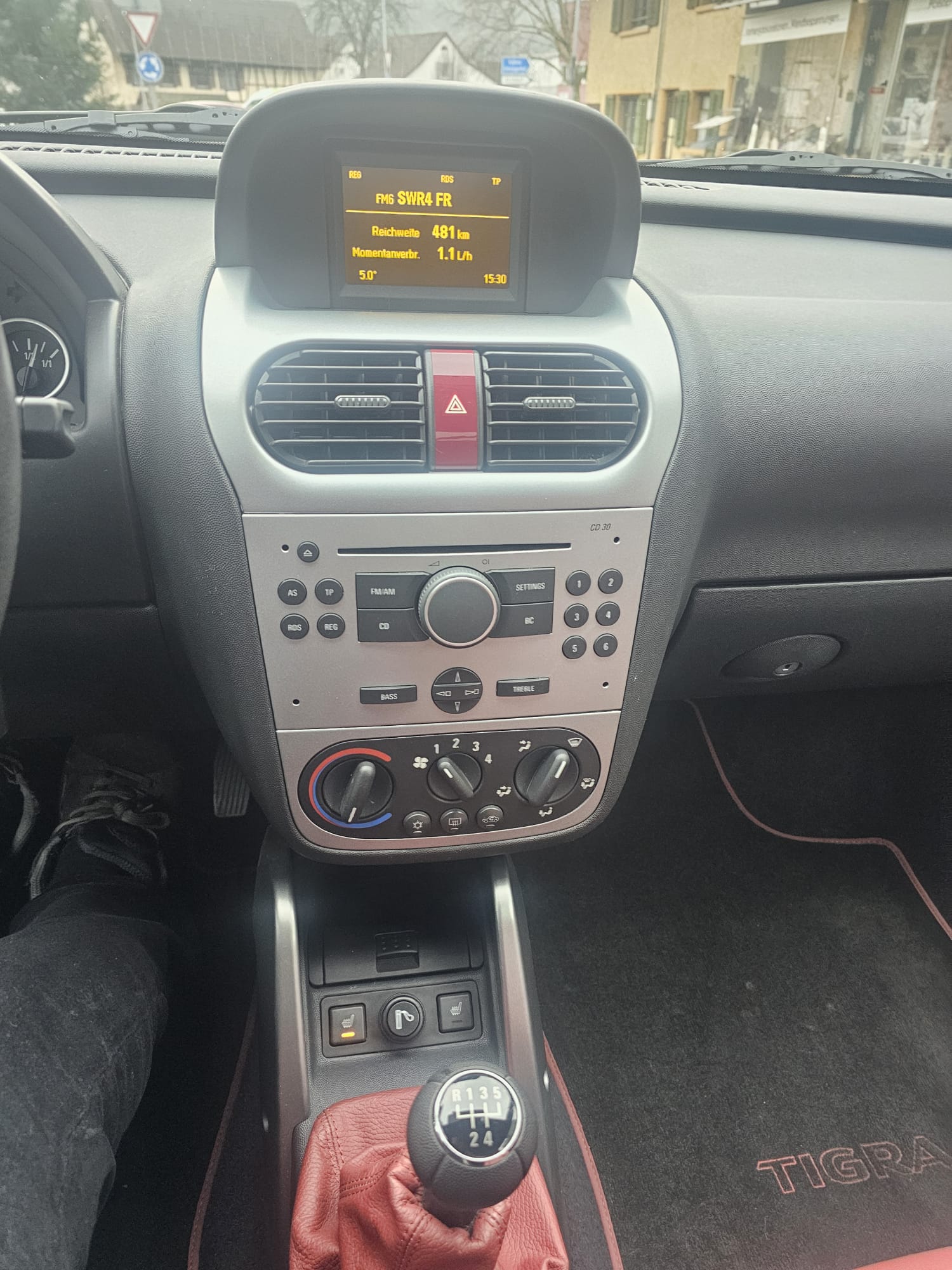 OPEL Tigra 1.8 Sport-image-7