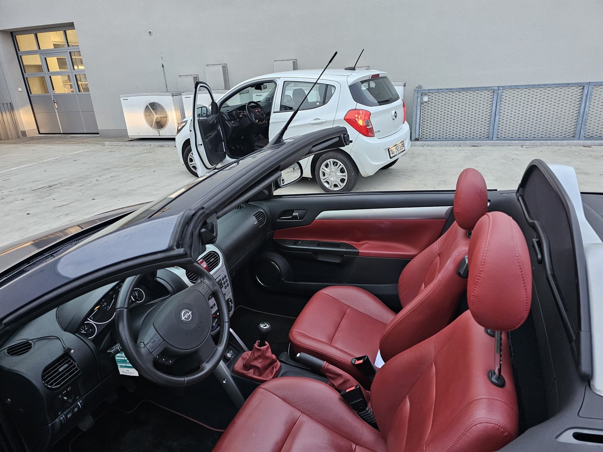 OPEL Tigra 1.8 Sport-image-10