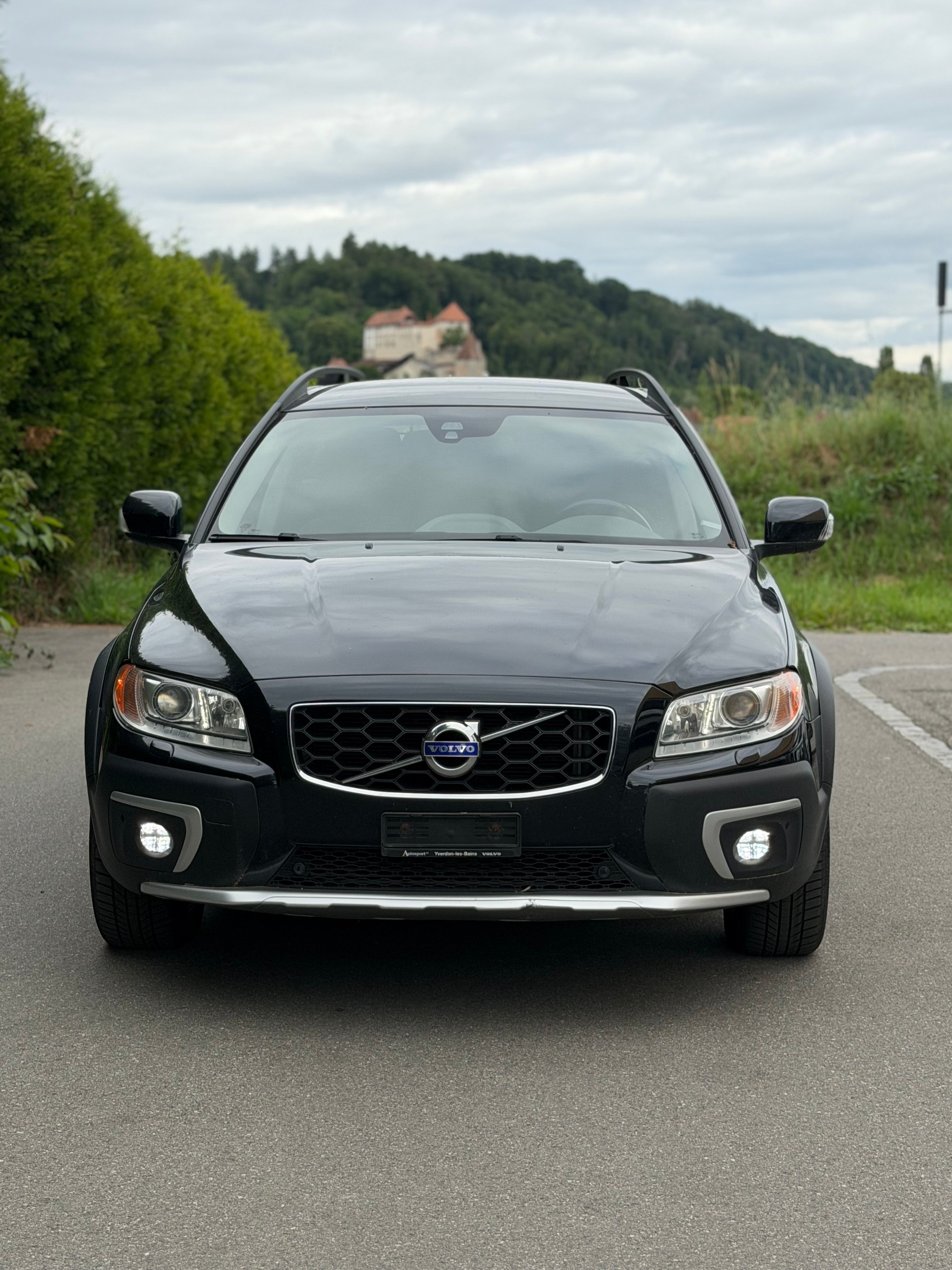 VOLVO XC70 D4 AWD Family Edition Geartronic-image-0