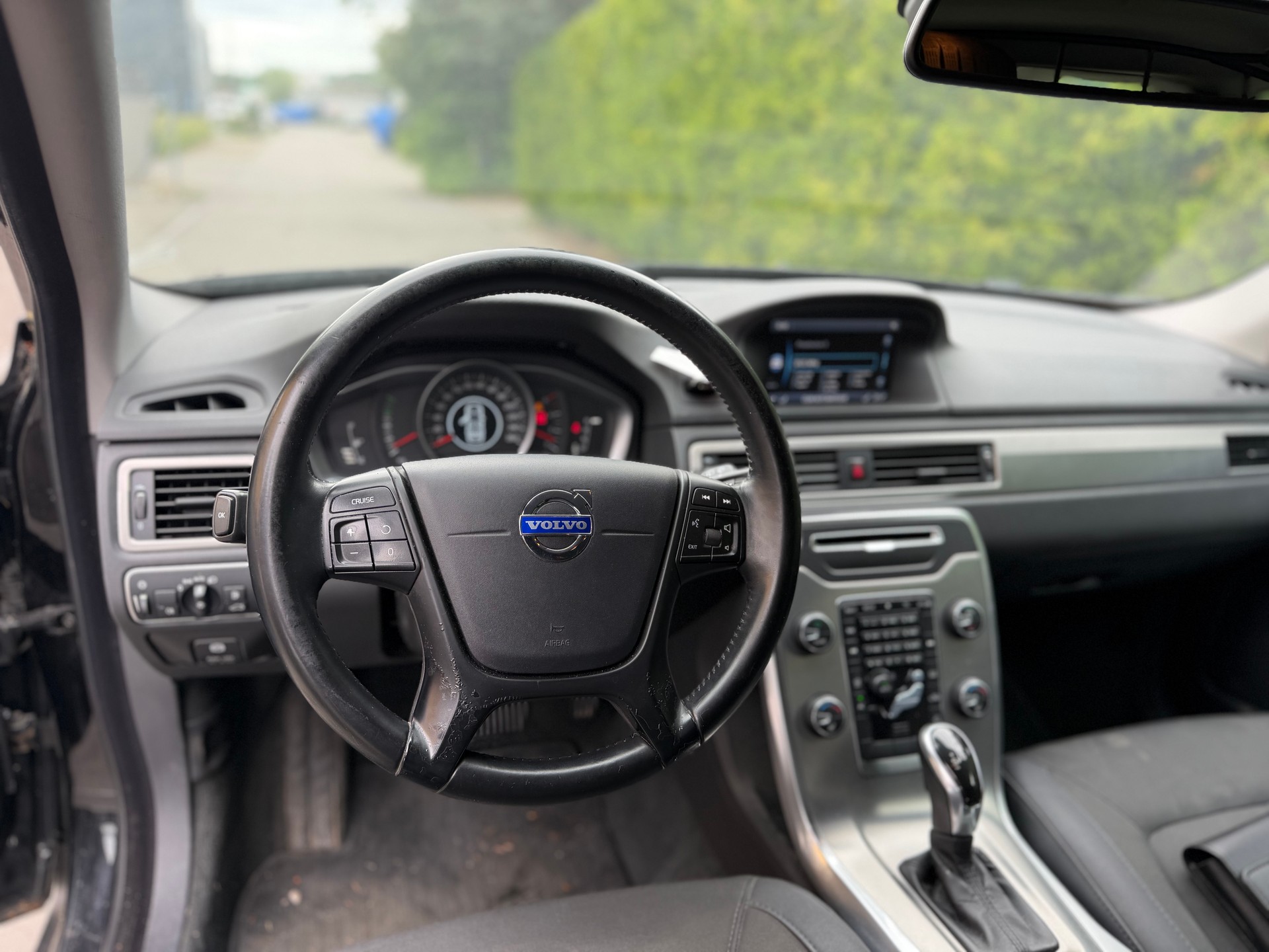 VOLVO XC70 D4 AWD Family Edition Geartronic-image-8