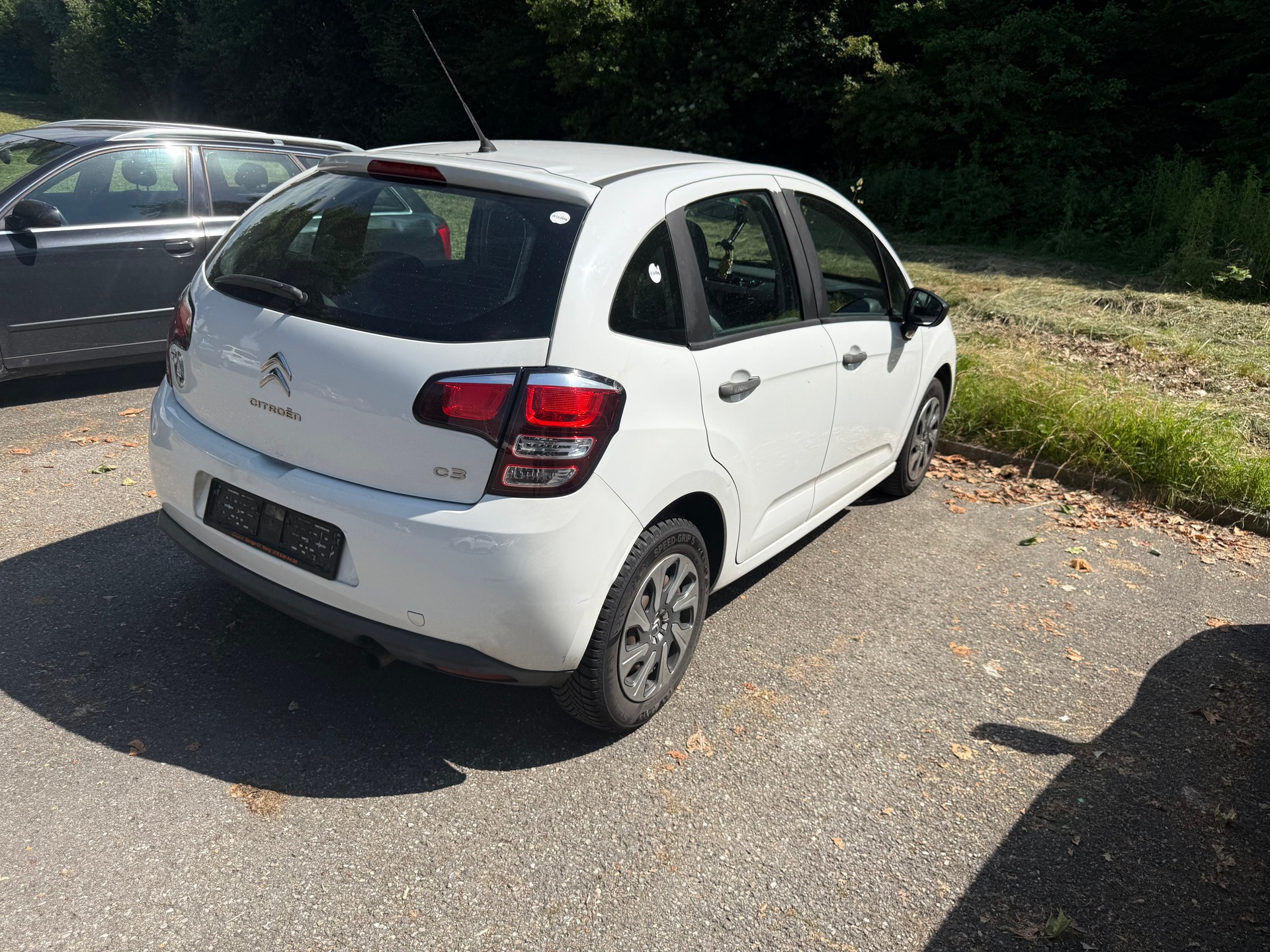 CITROEN C3 1.0i Attraction-image-1