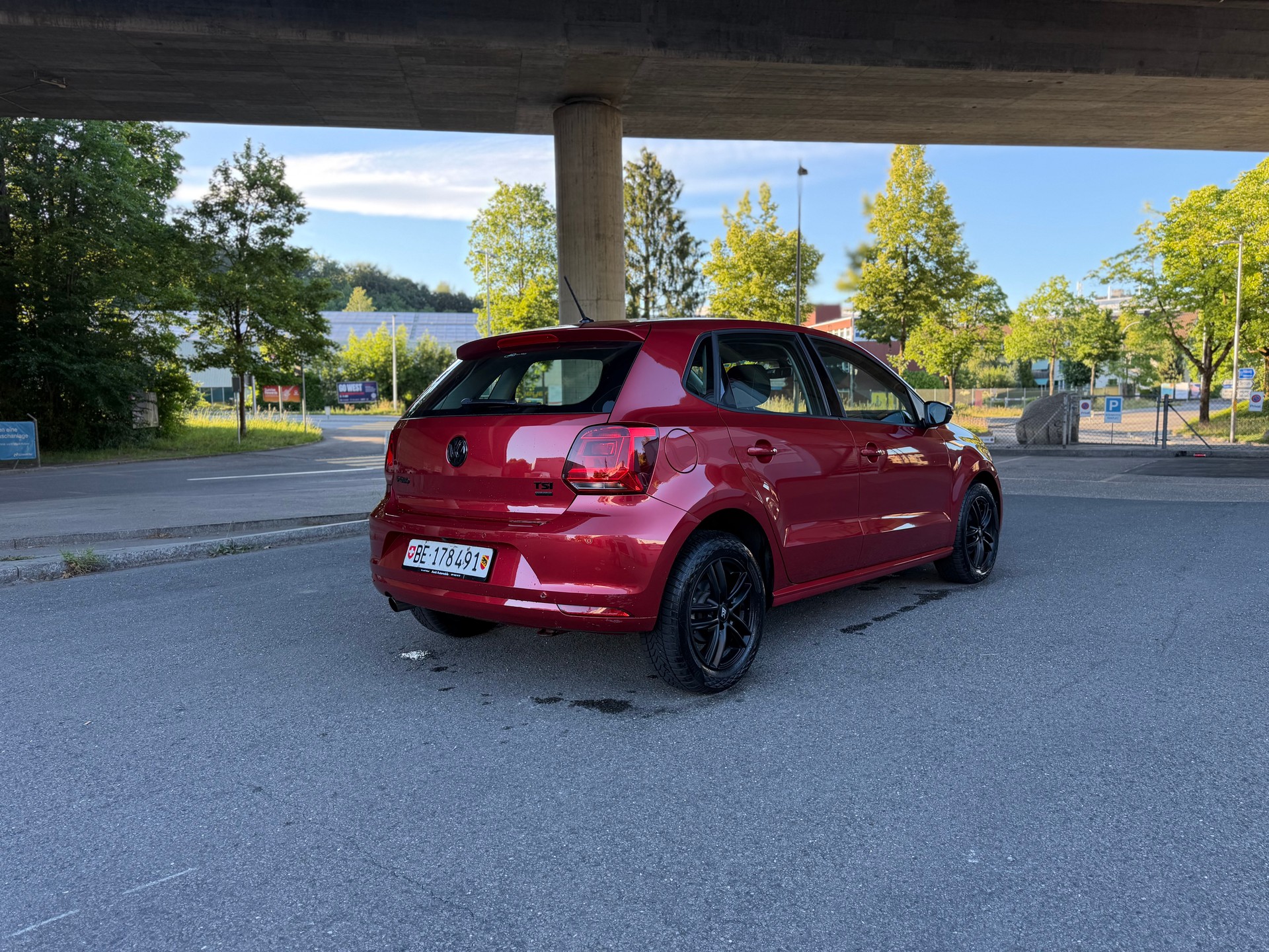 VW Polo 1.2 TSI BMT Lounge-image-2